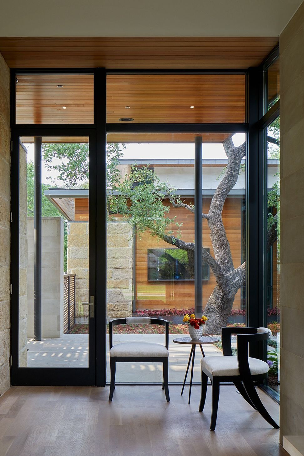 imgi31Straitlane22Office-Entry.jpg
