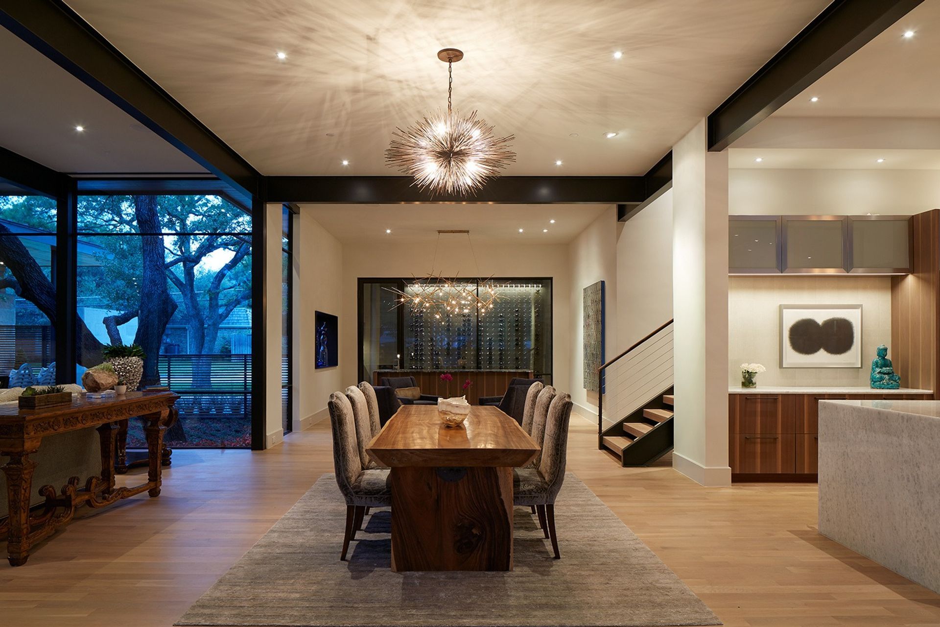 imgi32Straitlane14Dining.jpg