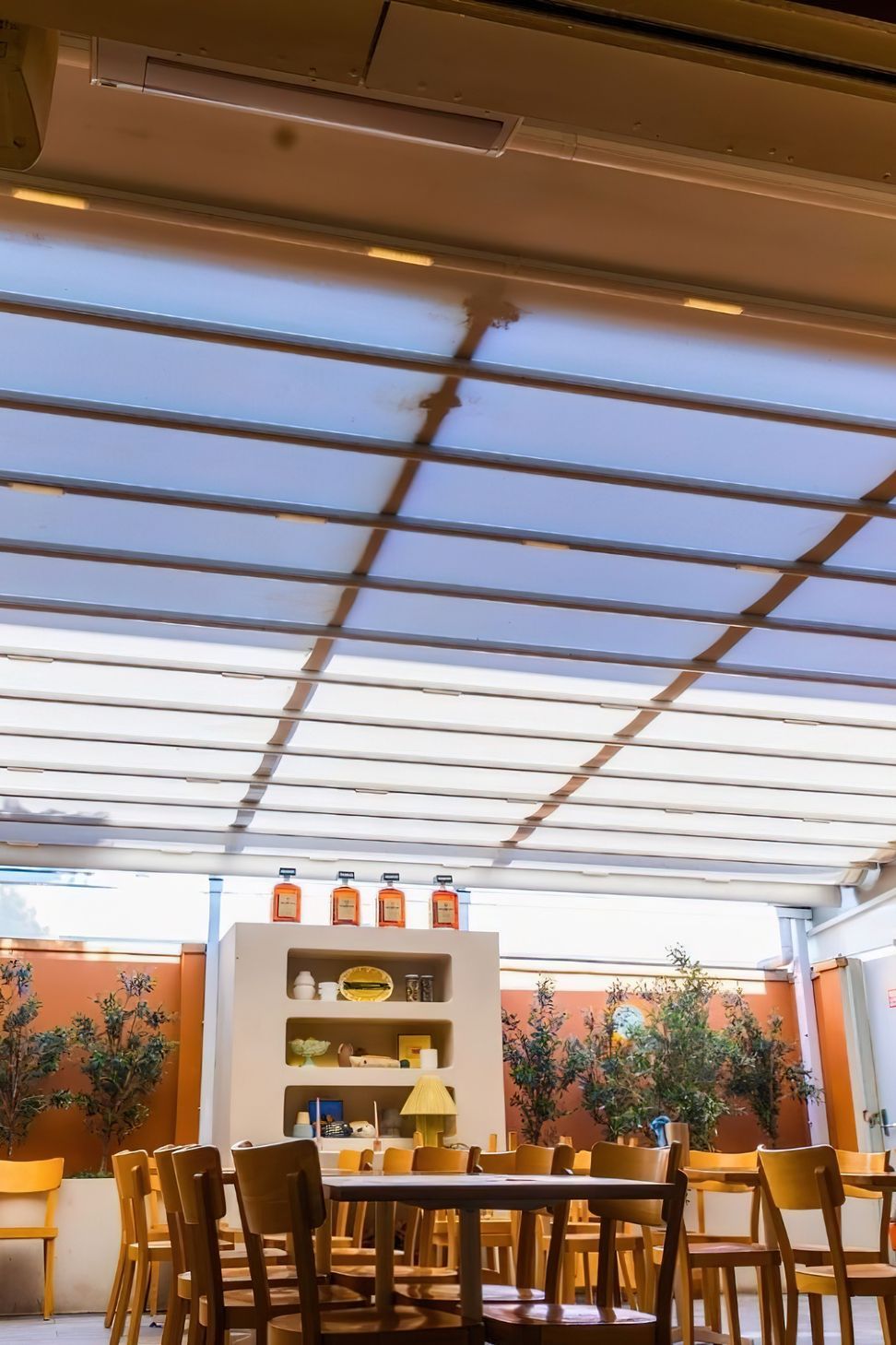 imgi4Med-Evo-Pro-Retractable-Roof-by-Outdoor-Blinds-and-Awnings-12-r654ca0oya1vi2q5z48vfrk5di0b5yuy2ger2pi7ls-v2.jpeg