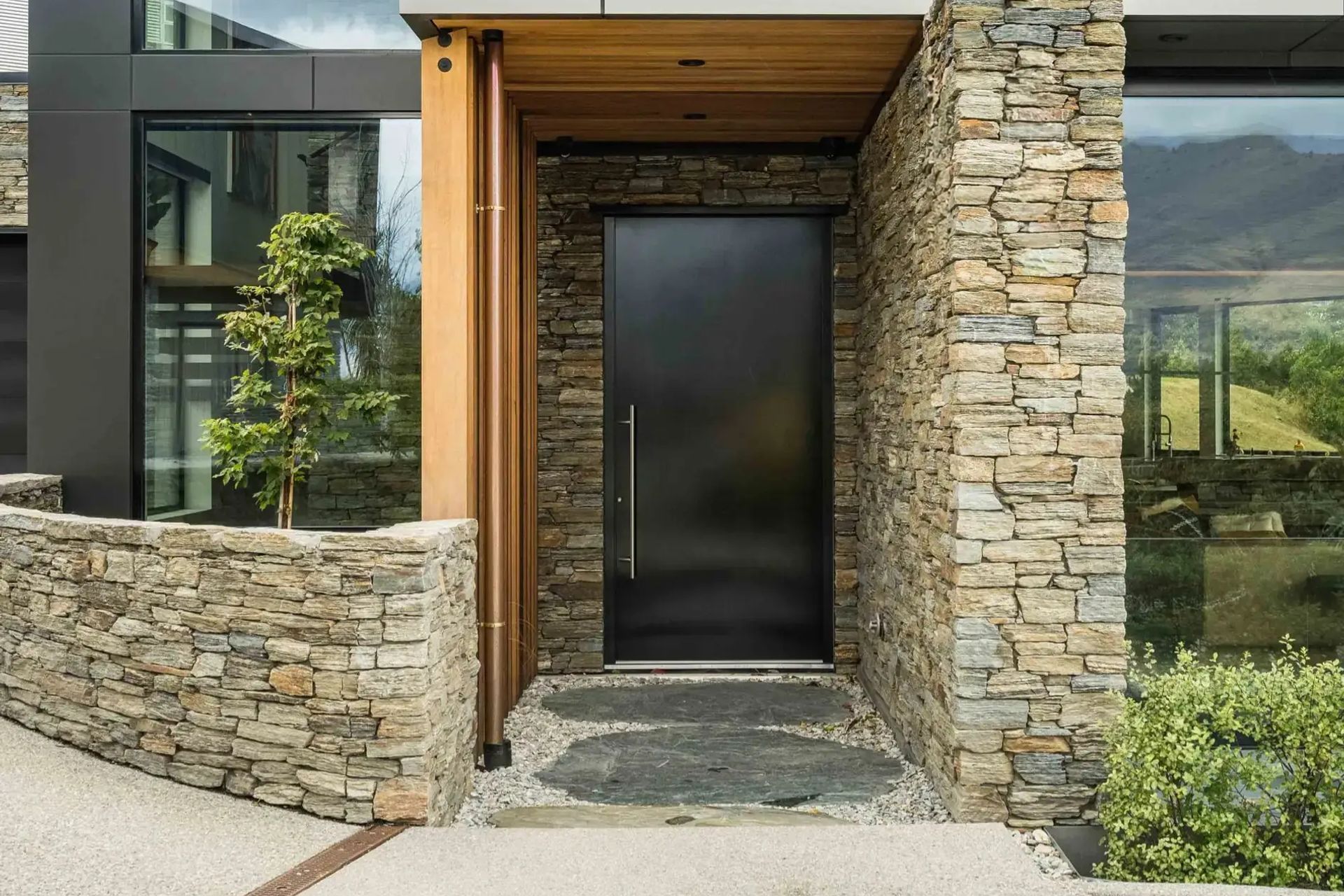 lakefront-residence-gallery-02-ap-compressed.jpg