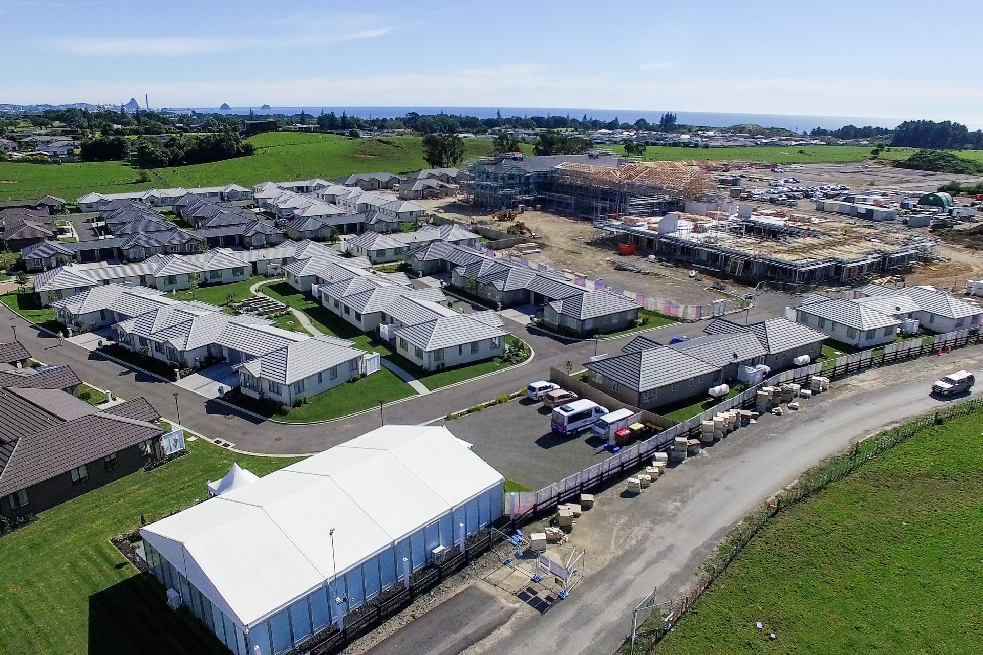 Summerset - Pohutukawa Place