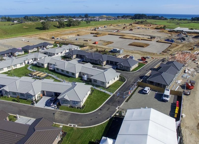 Summerset - Pohutukawa Place