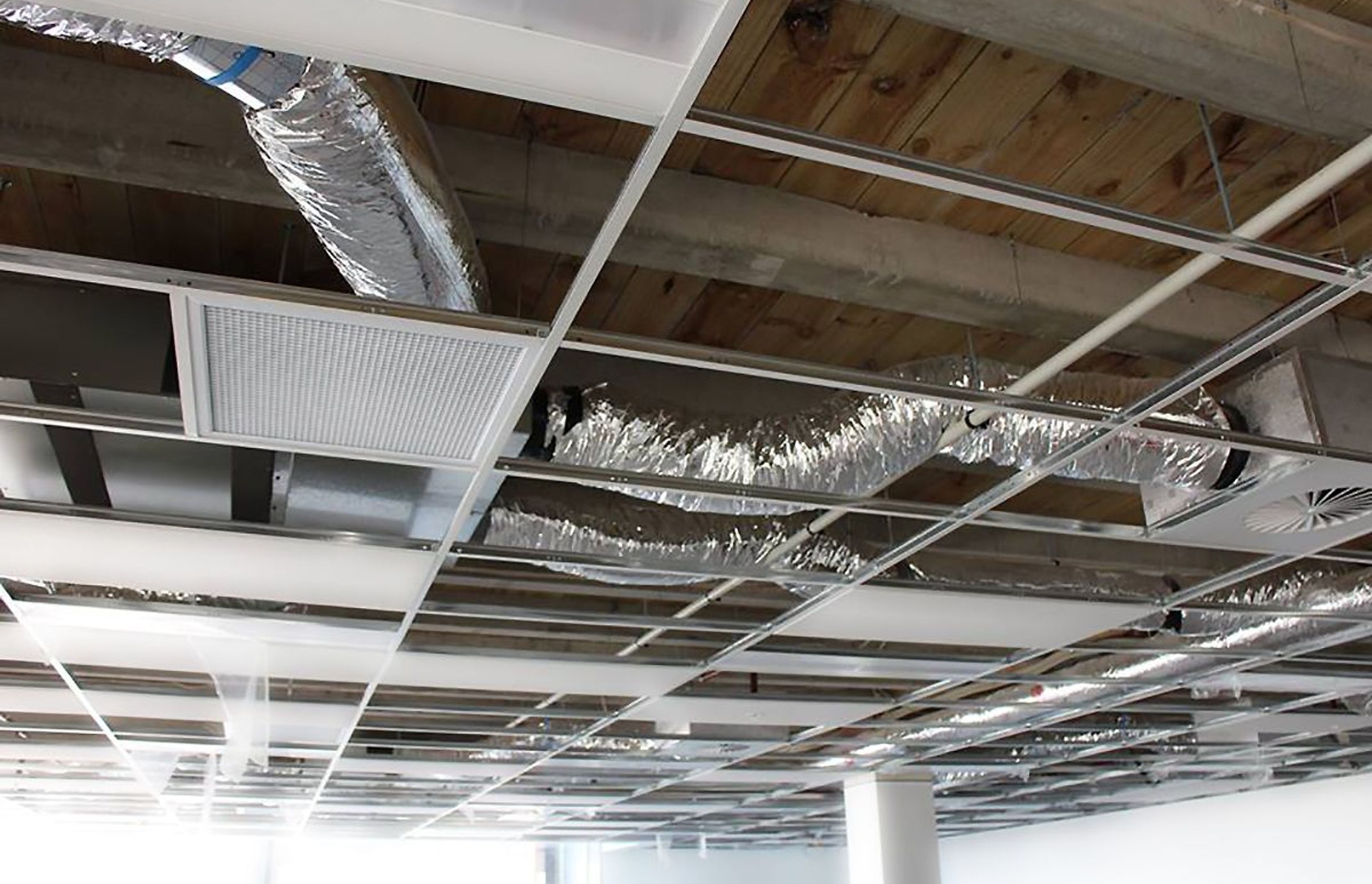 CBI Grid and the Seismic Design of Suspended Ceilings