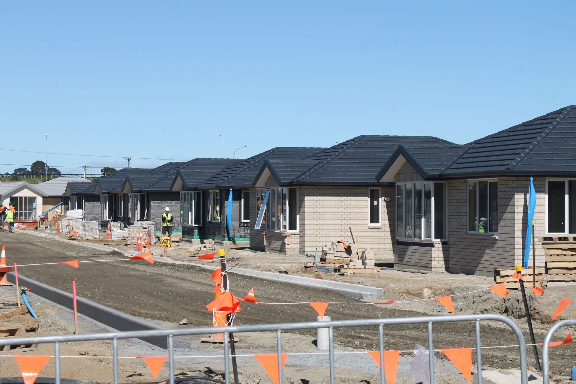 Summerset - Pohutukawa Place