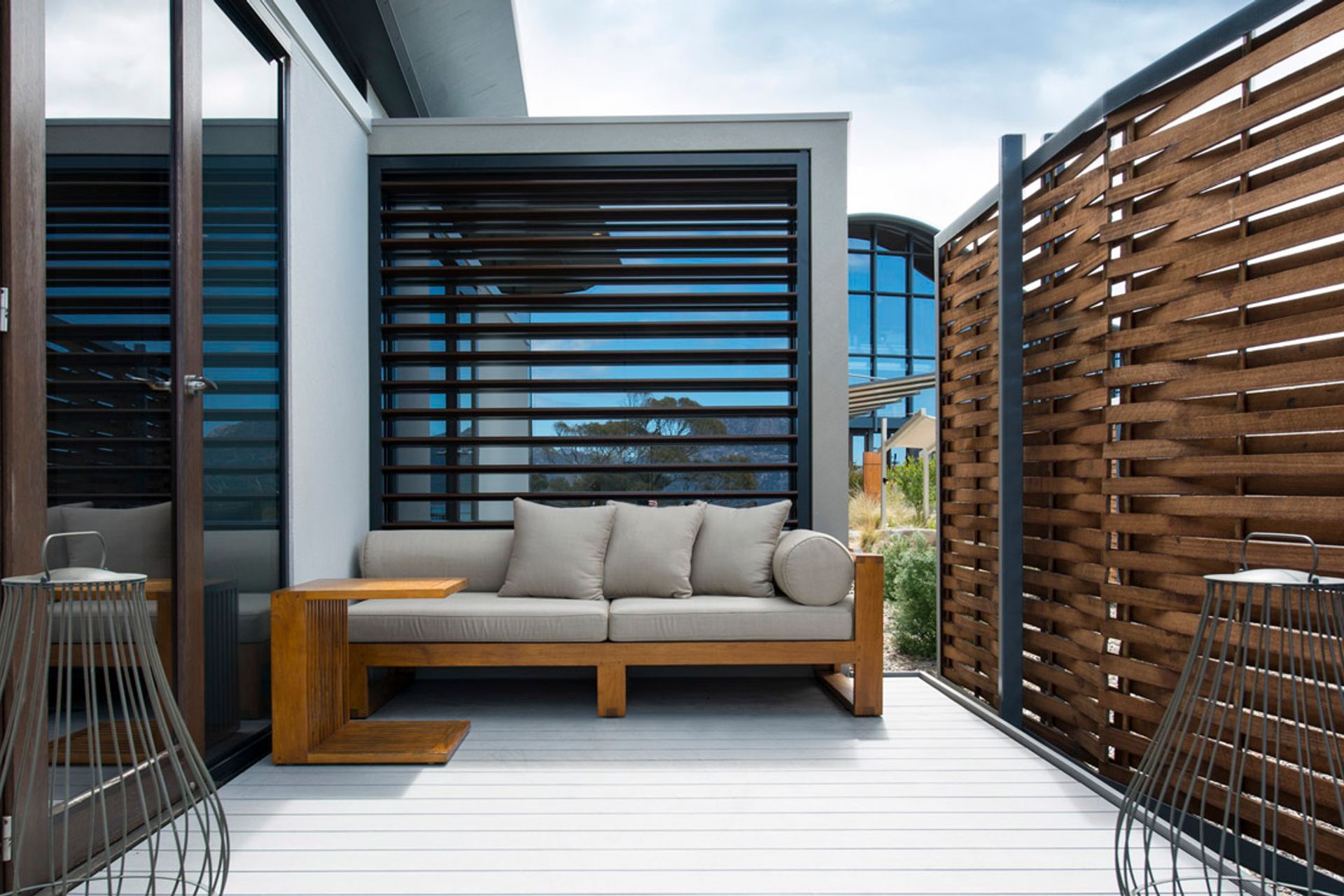 Luxury-DeckLRc3da3d.jpg
