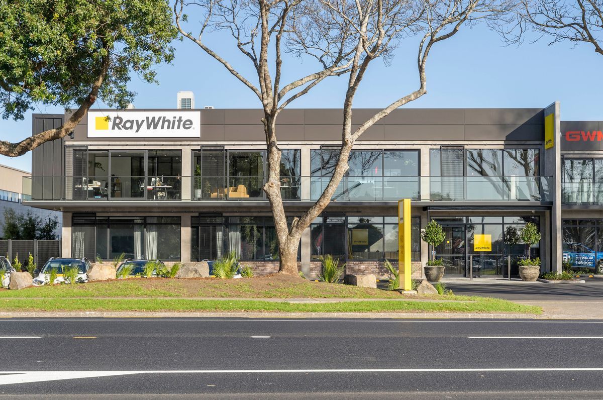 Ray White Manukau