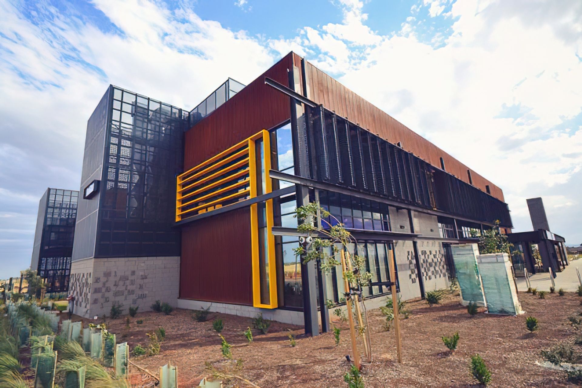 Interlocking Corten Panels