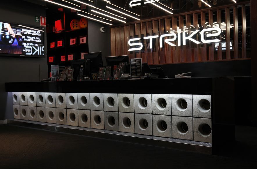 Strike Bowling Bar Melbourne Central