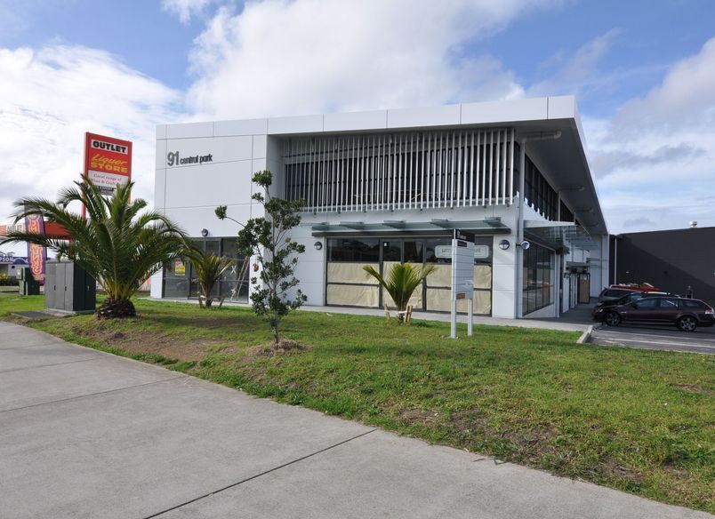 91-93 Central Park Drive