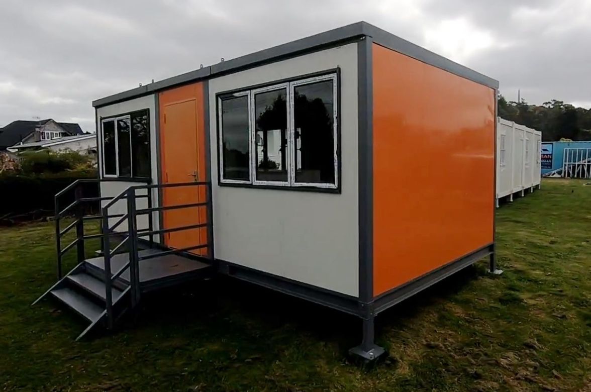 Tiny Homes and Kit Set Cabins