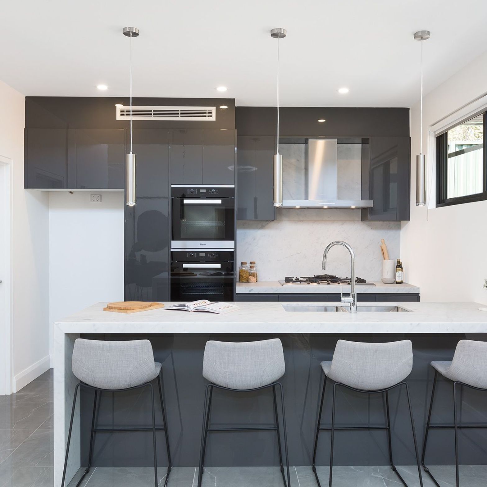 23ChesterKitchen2LoRes.jpg
