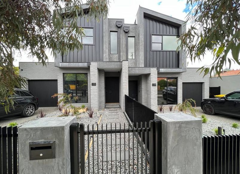 32 Deakin Street, Essendon