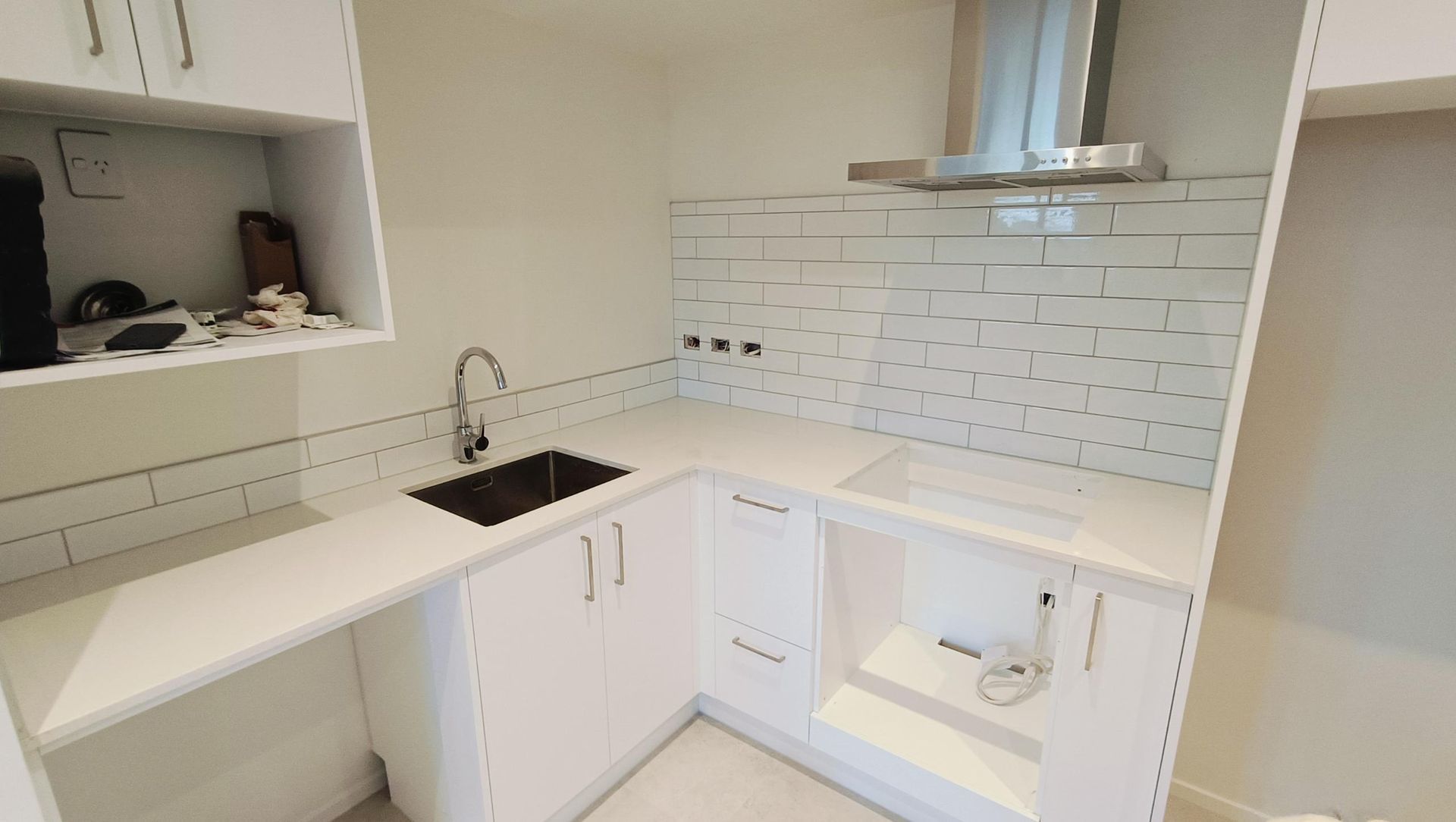 Damn Good Tiling - Universal Homes residential tiling banner