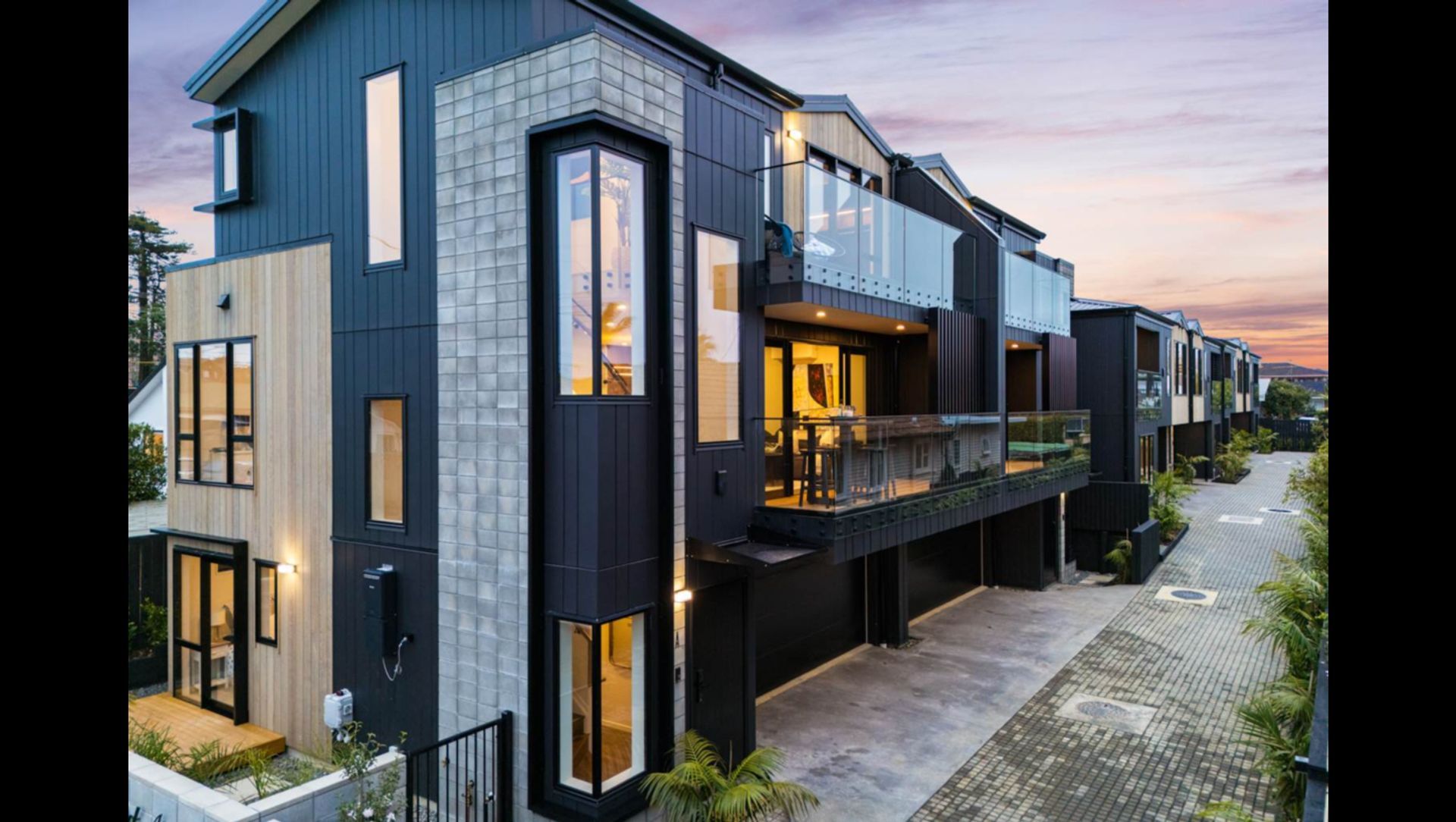 Stratford Avenue - Multi-Generational banner