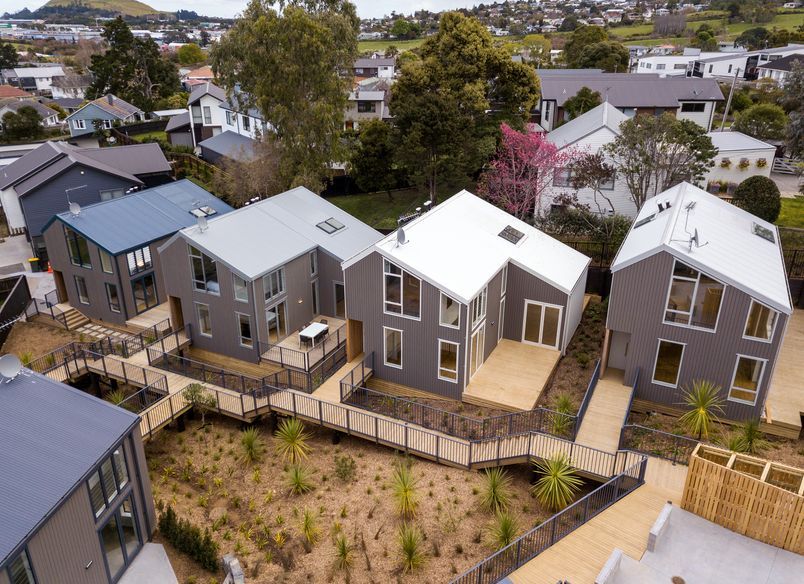 Creating Communities: 39 Castledine Crescent