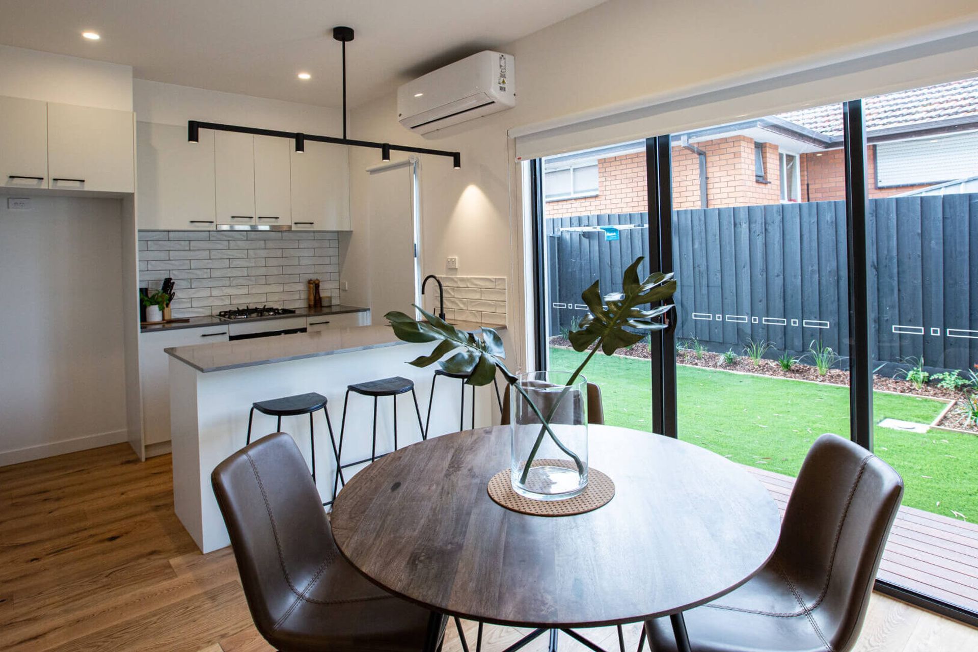 Blackshaws Road, Altona North