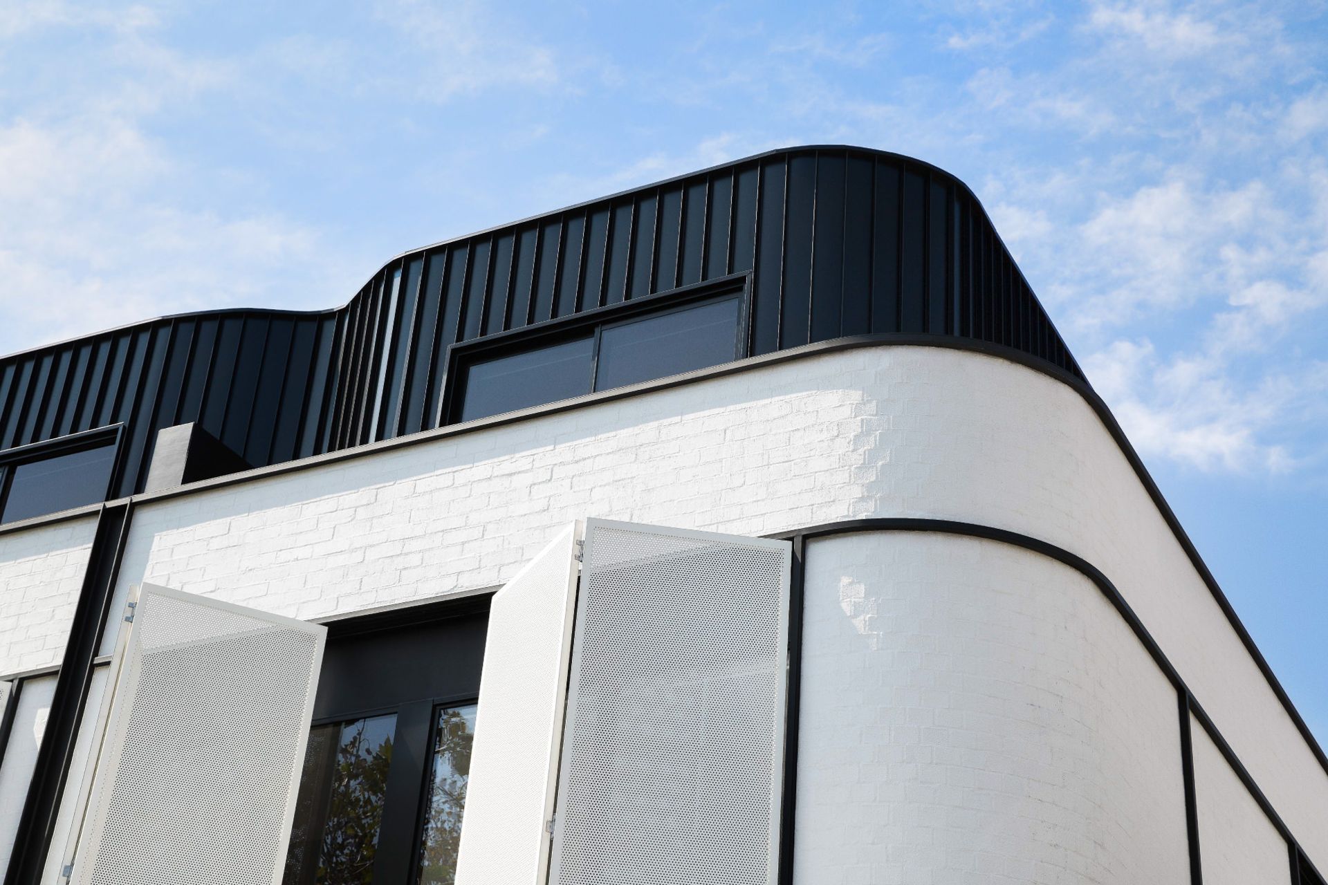 Pine Ave Elwood 2017