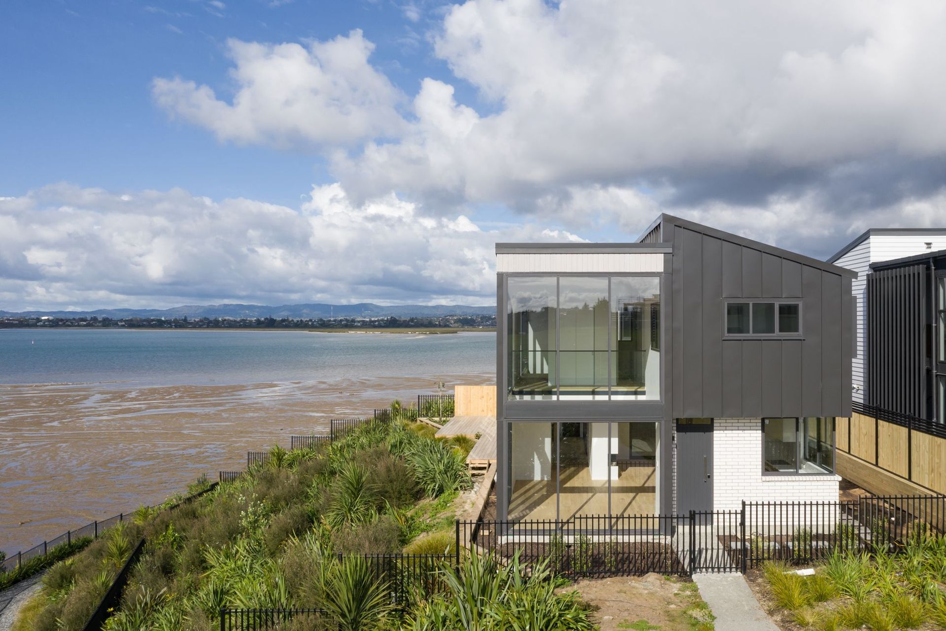 Scott Bay, Hobsonville