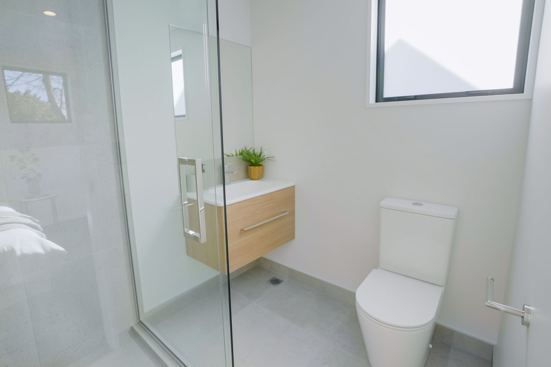 Bishop St, St Albans - x4 townhouses