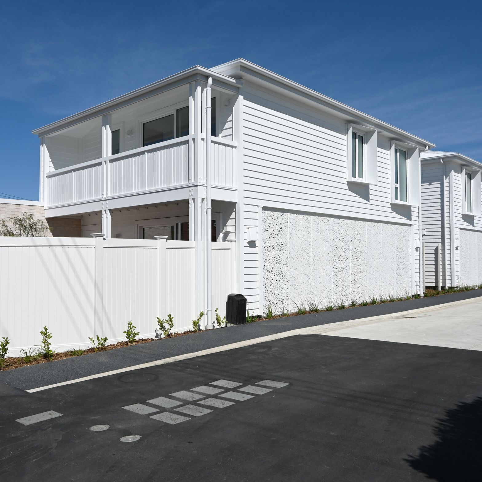 DSC3152-ap-compressed.jpg