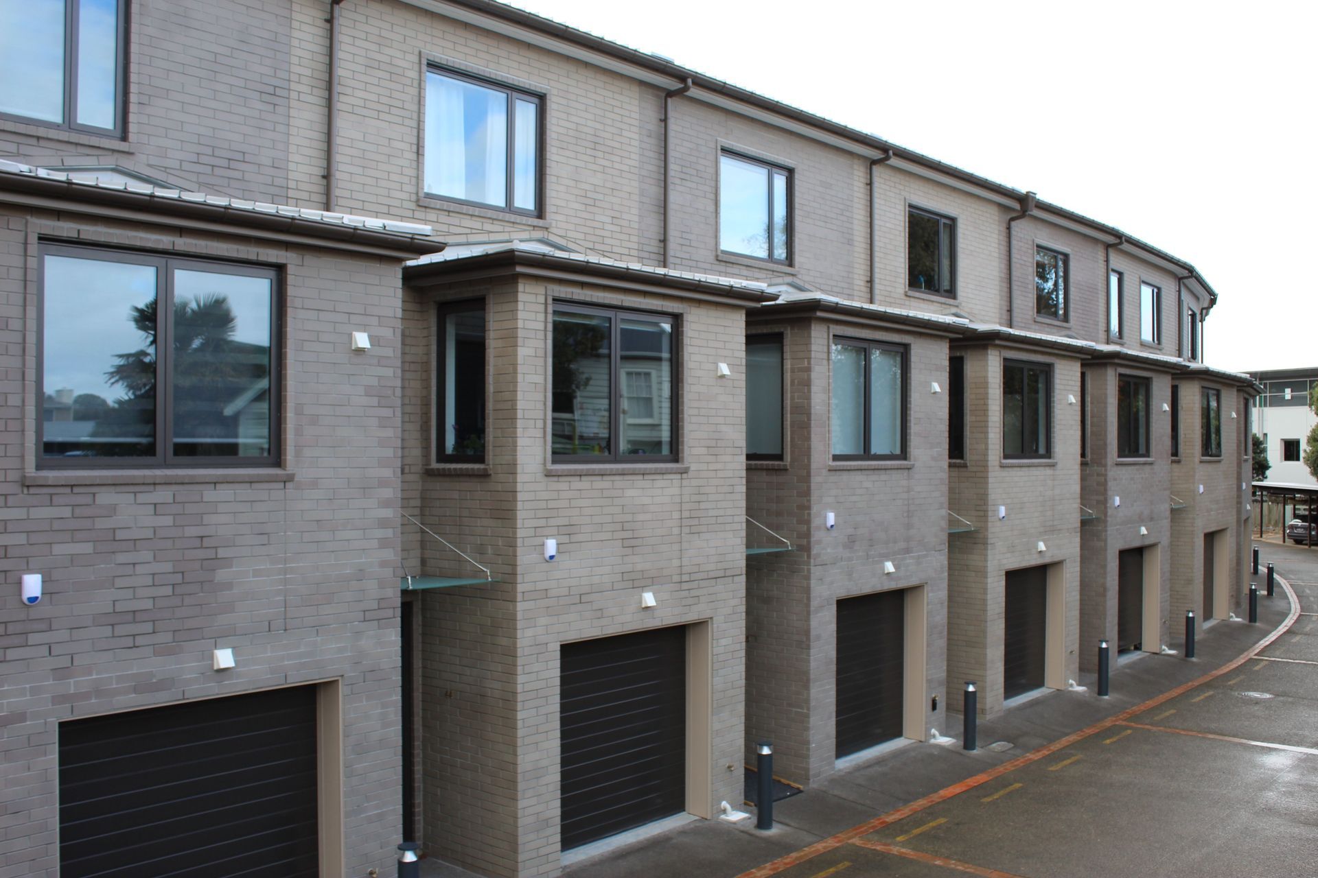 Multi-Unit and High Rise Apartment Building