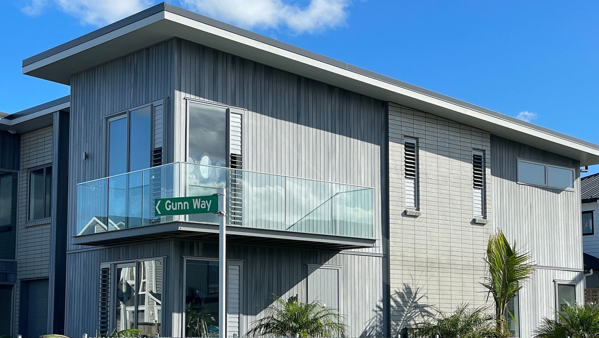 Gunn Way Terraces banner