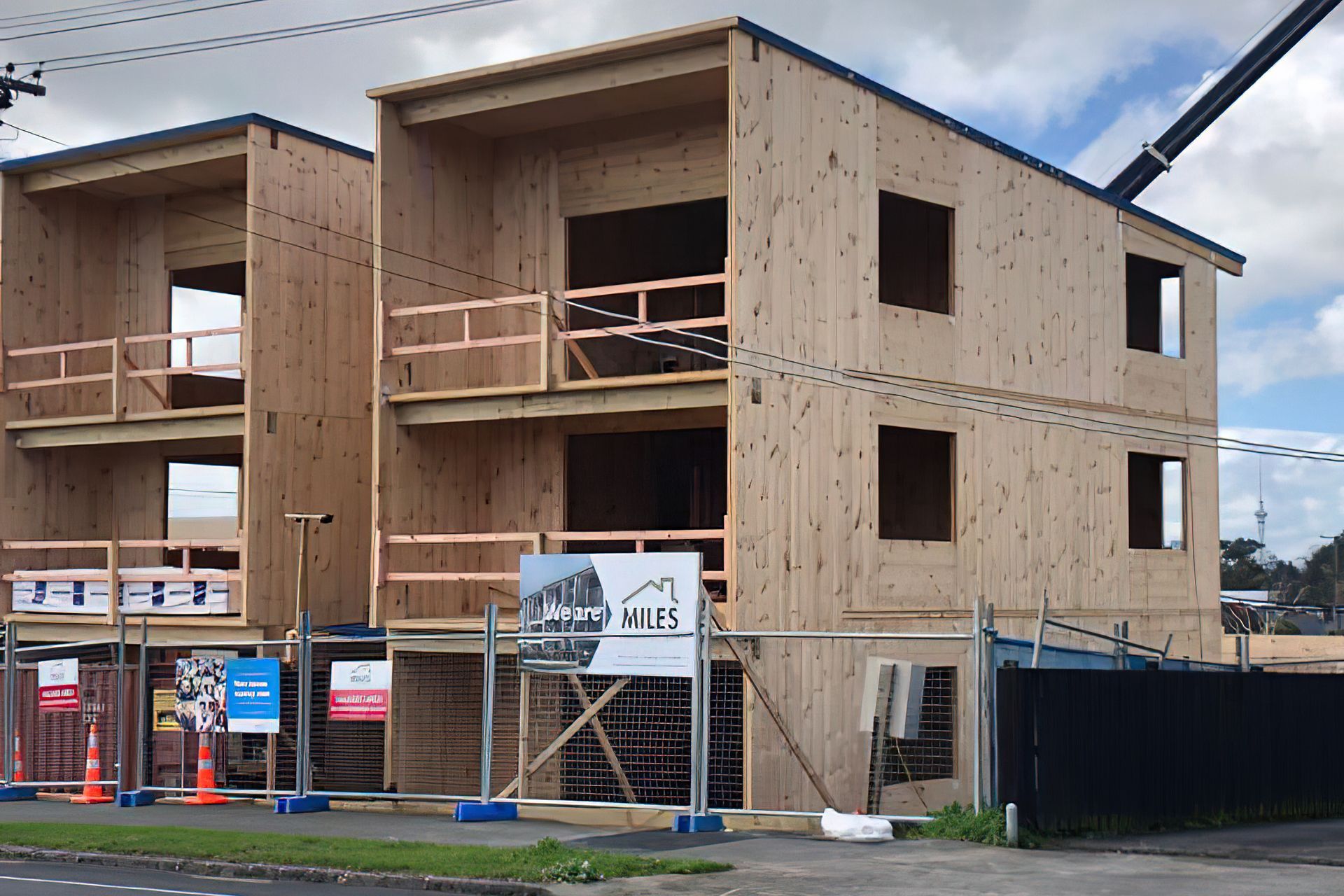 Pre-applied Building Underlay Protects CLT Panels from Moisture