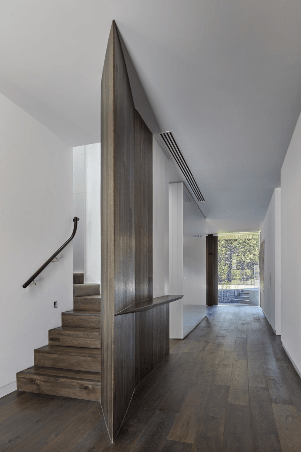 Tree-House-Hallway.png