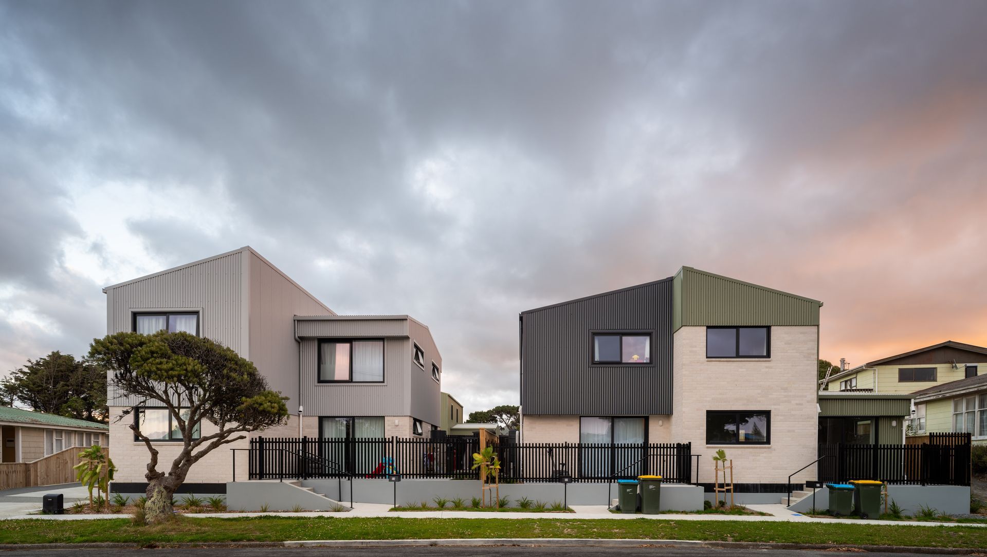 Whanga Cres banner