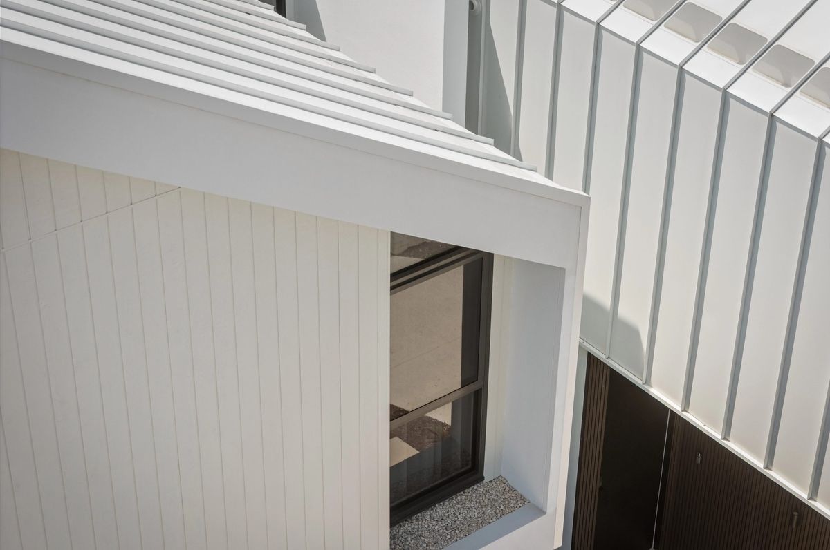 AXIS | Chifley