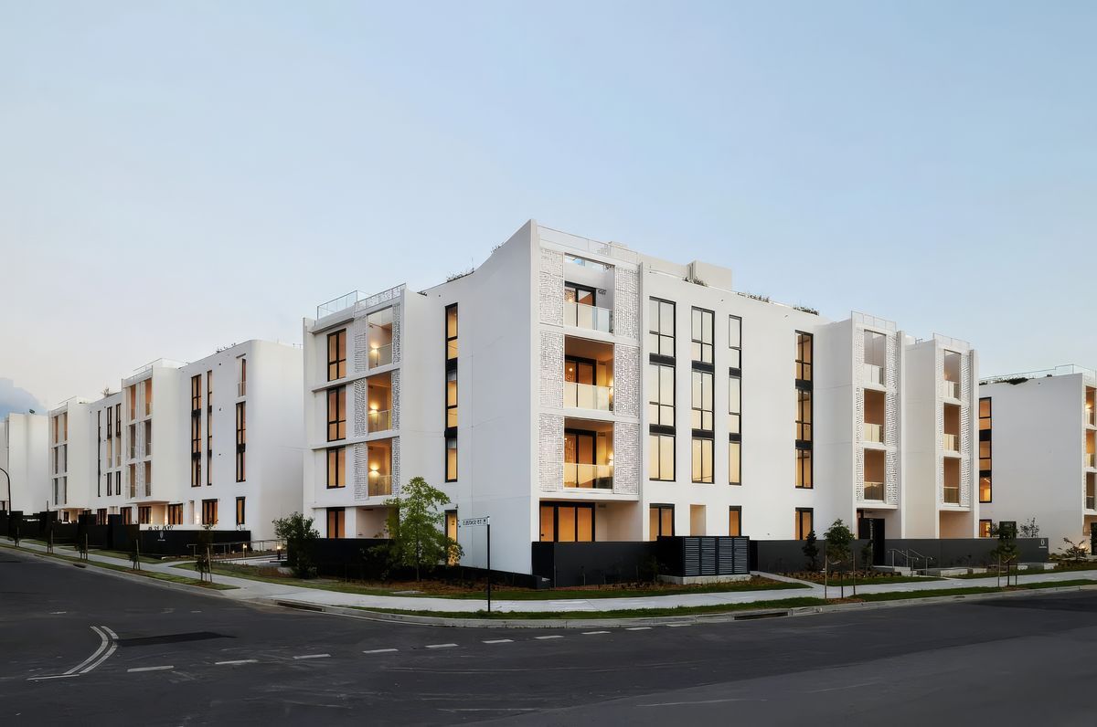 Babylon, Rouse Hill
