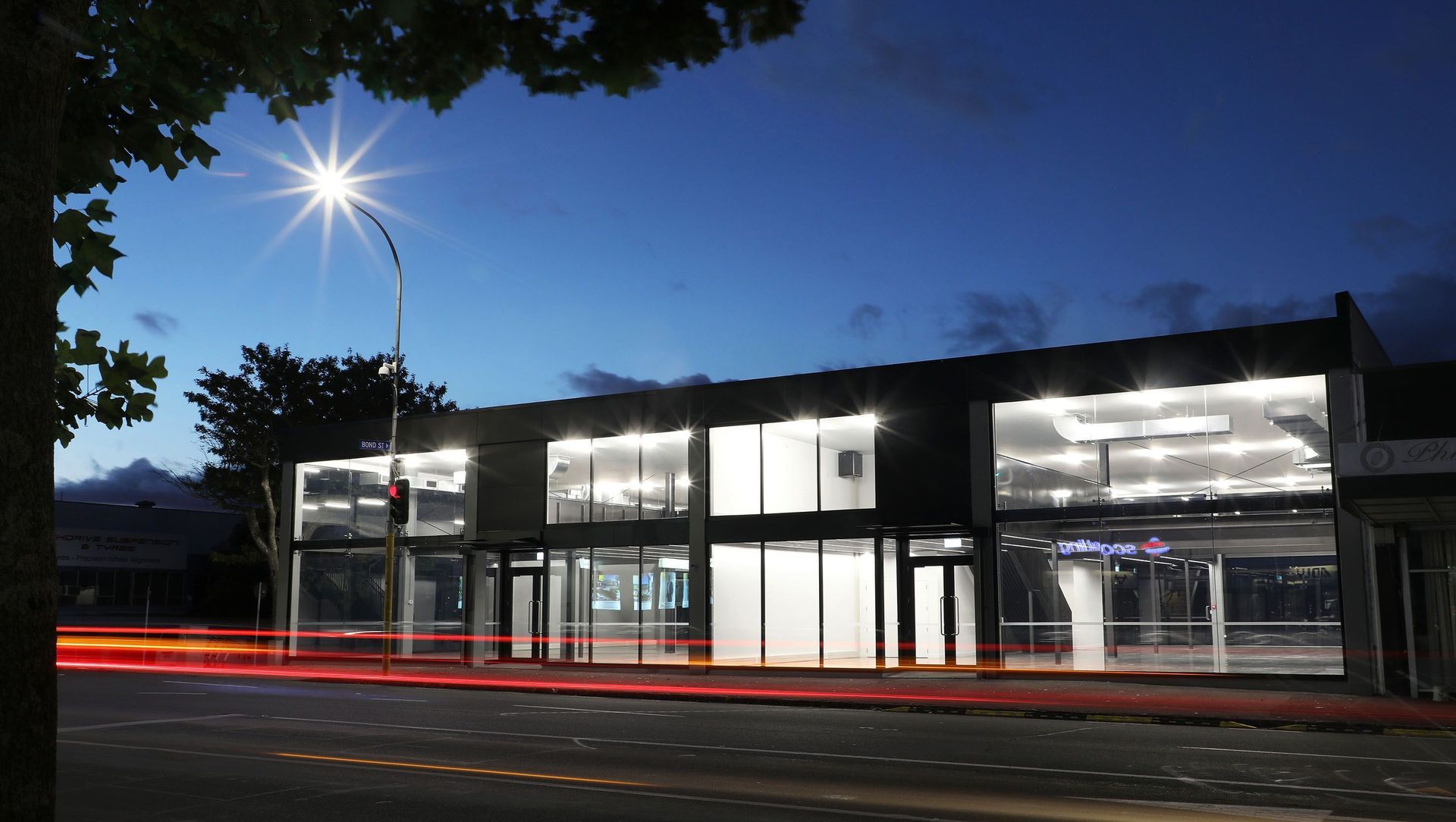 299 Gt North Road banner