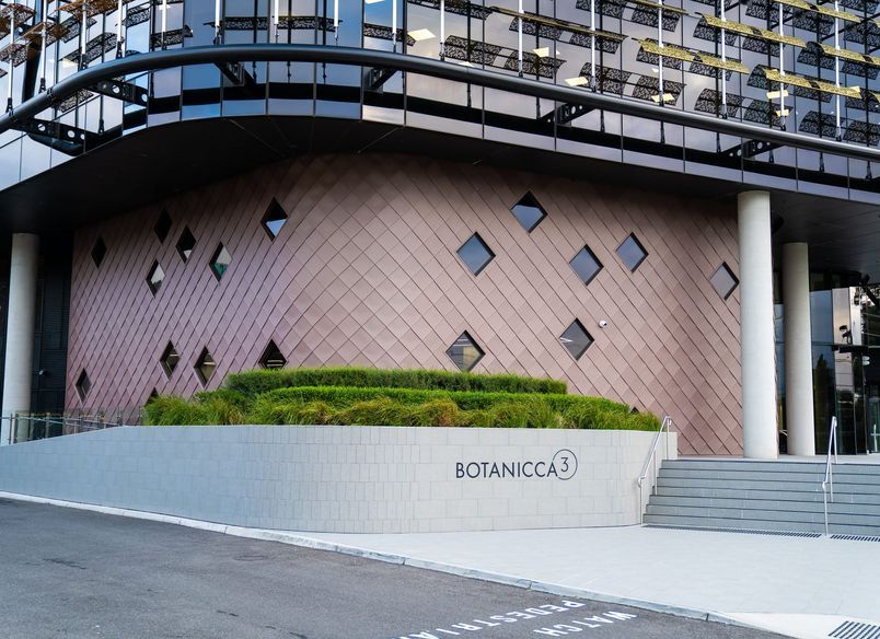 Botanicca 3