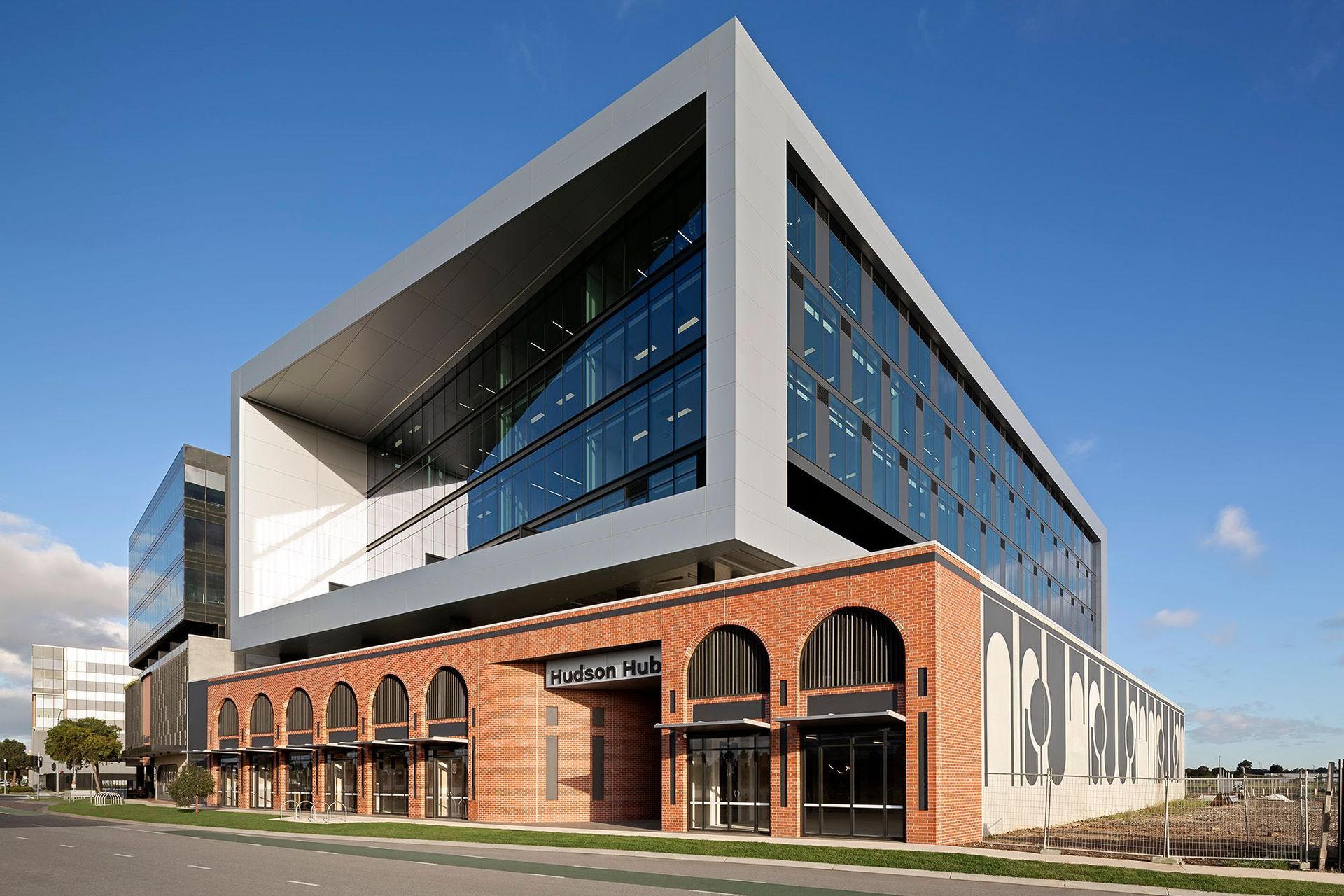 Brick-inlay-hudson-hub-custom-curves.jpg