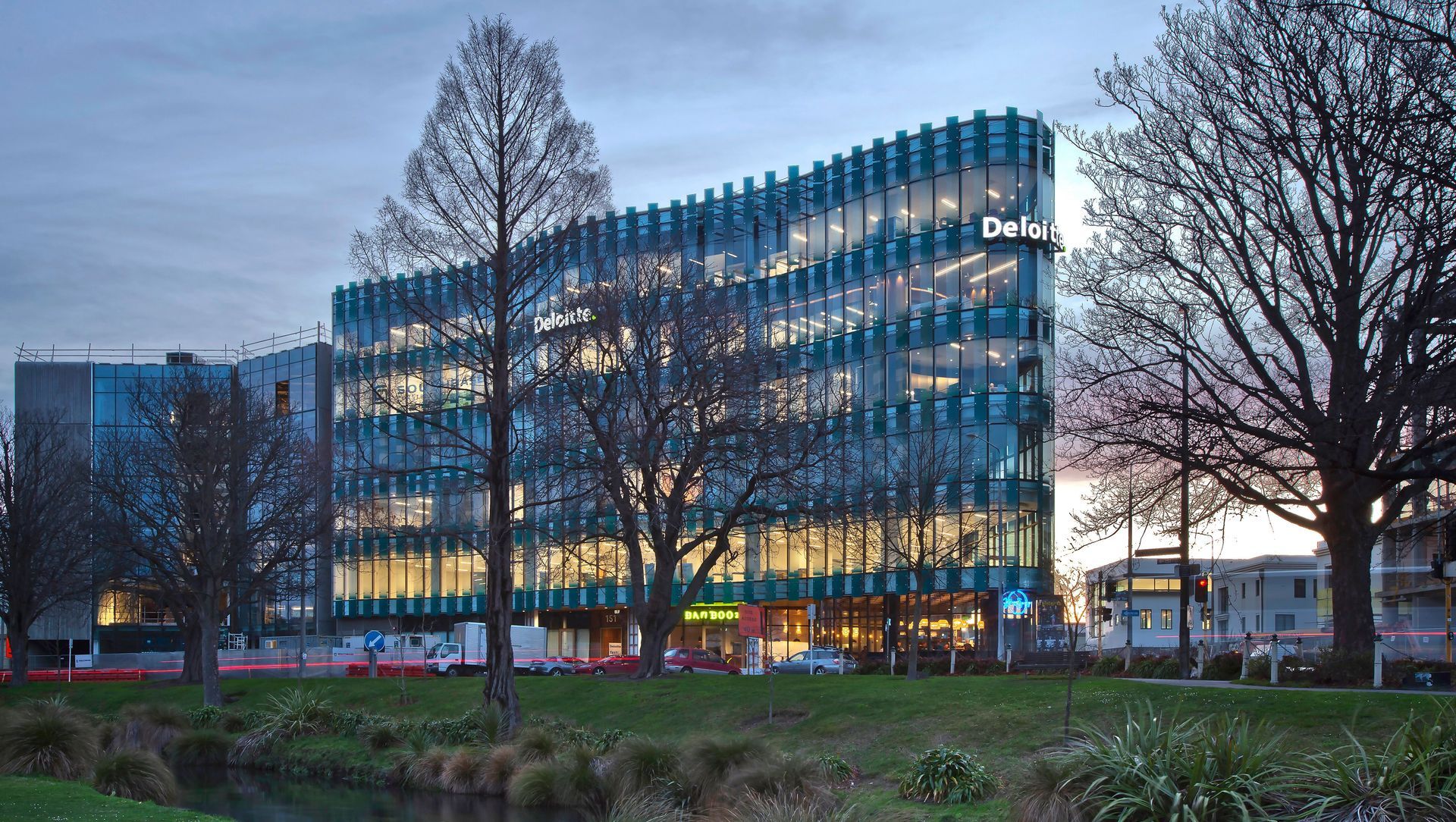 D&H Steel Construction - 155 Cambridge Terrace banner