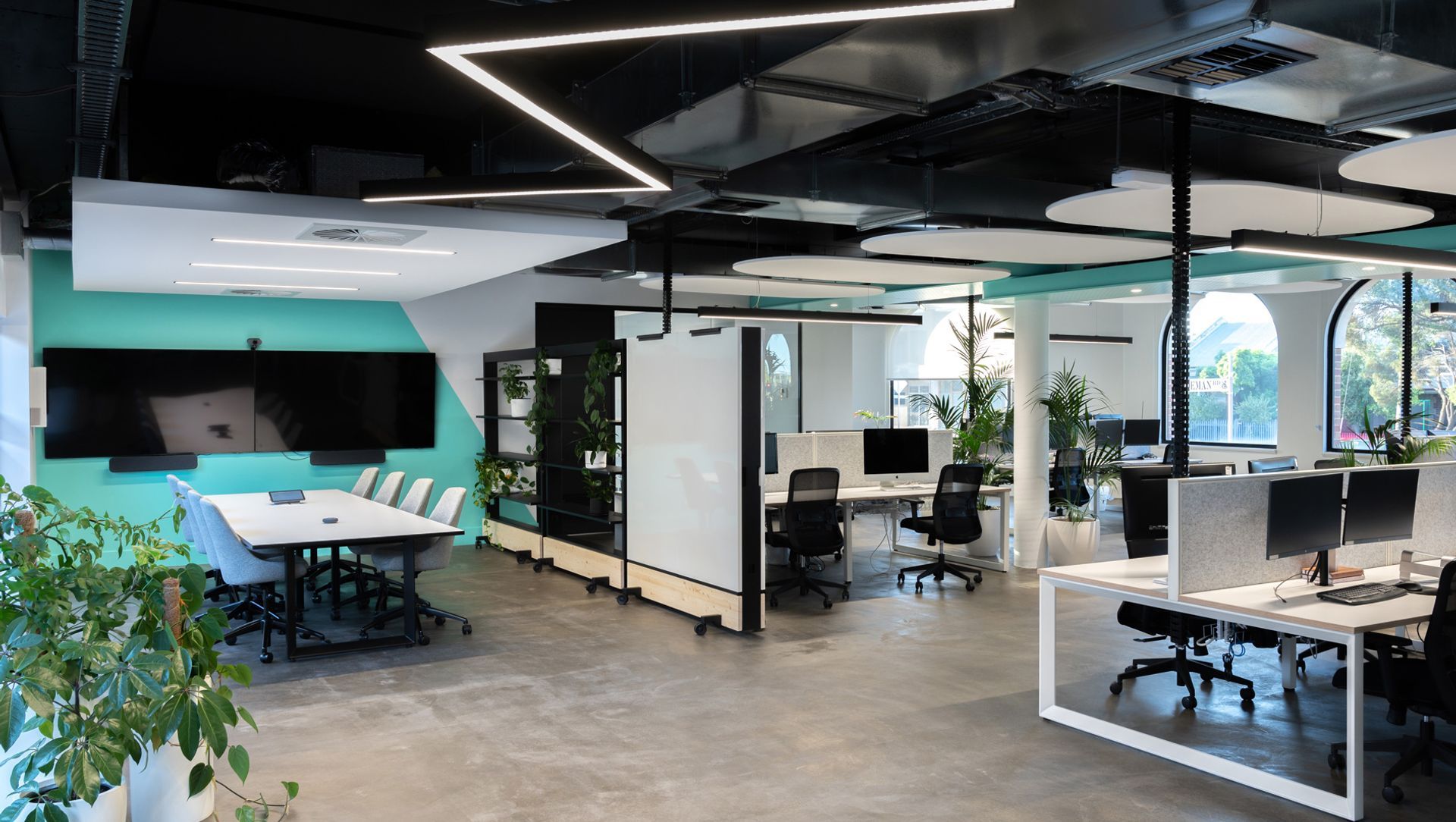 Kitchen Warehouse HQ banner