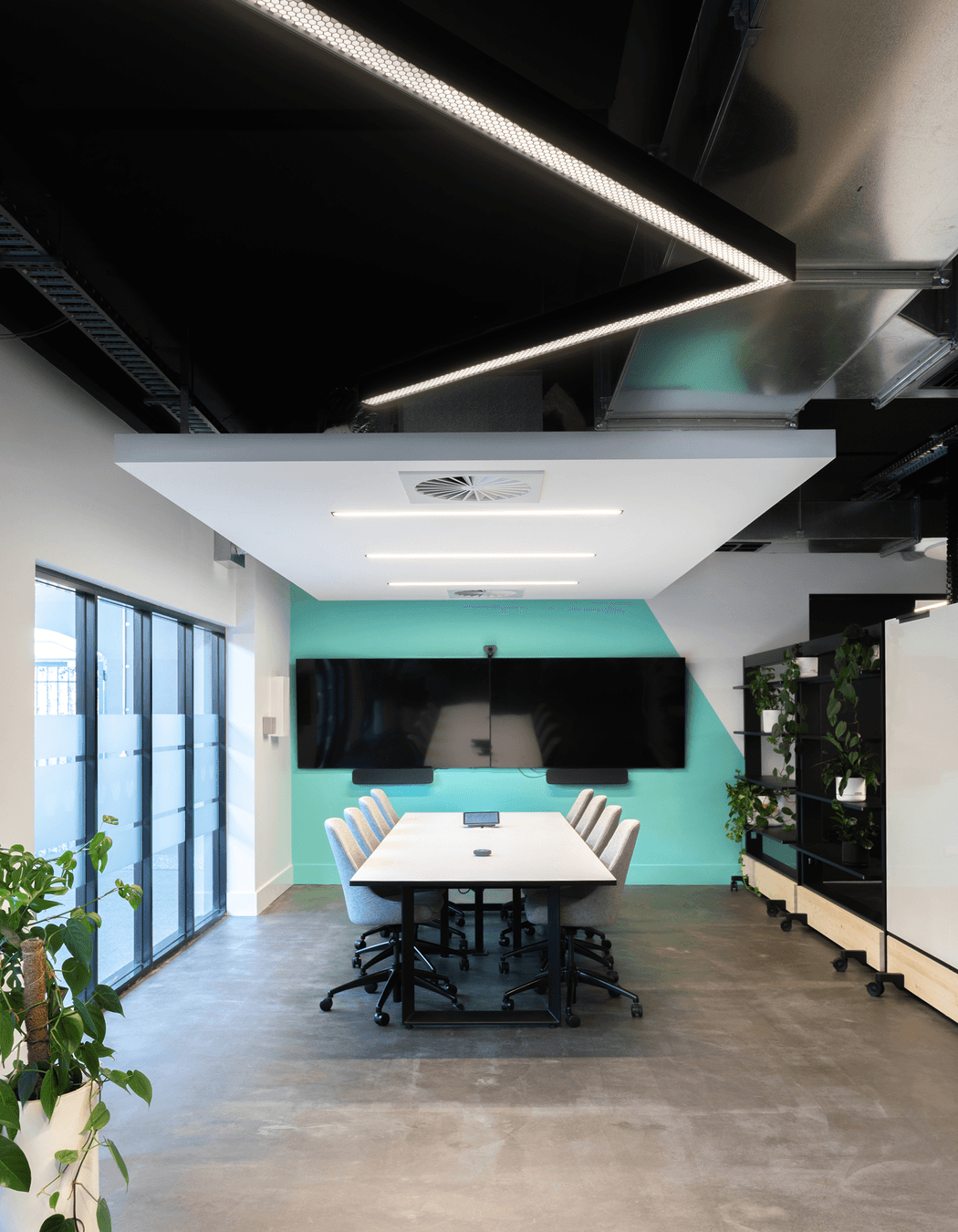 Photography: Andrew Purvis &amp; Unios Lighting