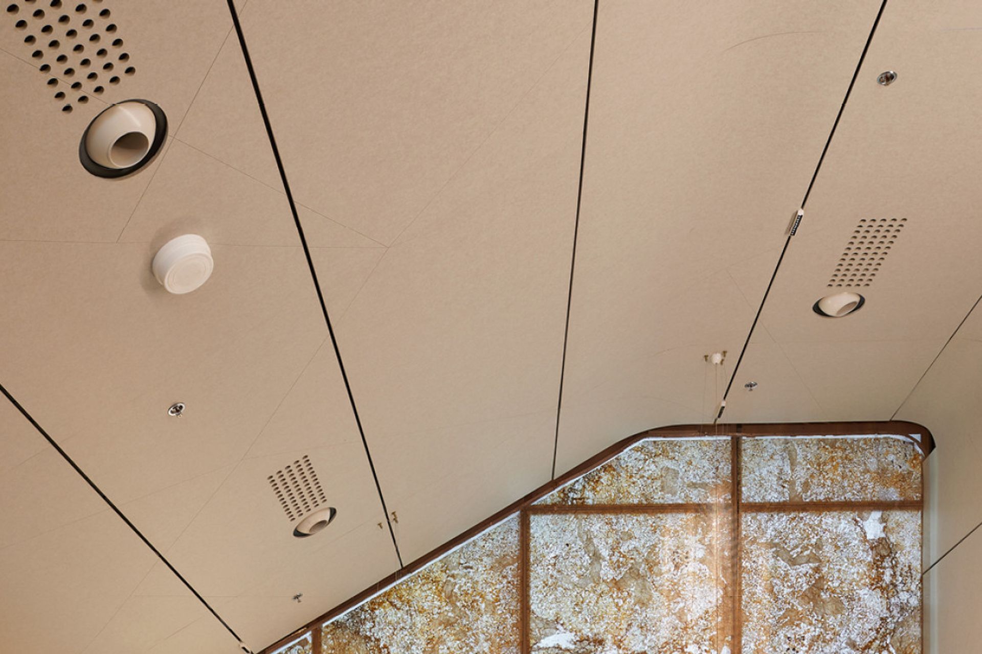 Cube Acoustic Panel Used in Westralia Plaza’s Bustling Lobby