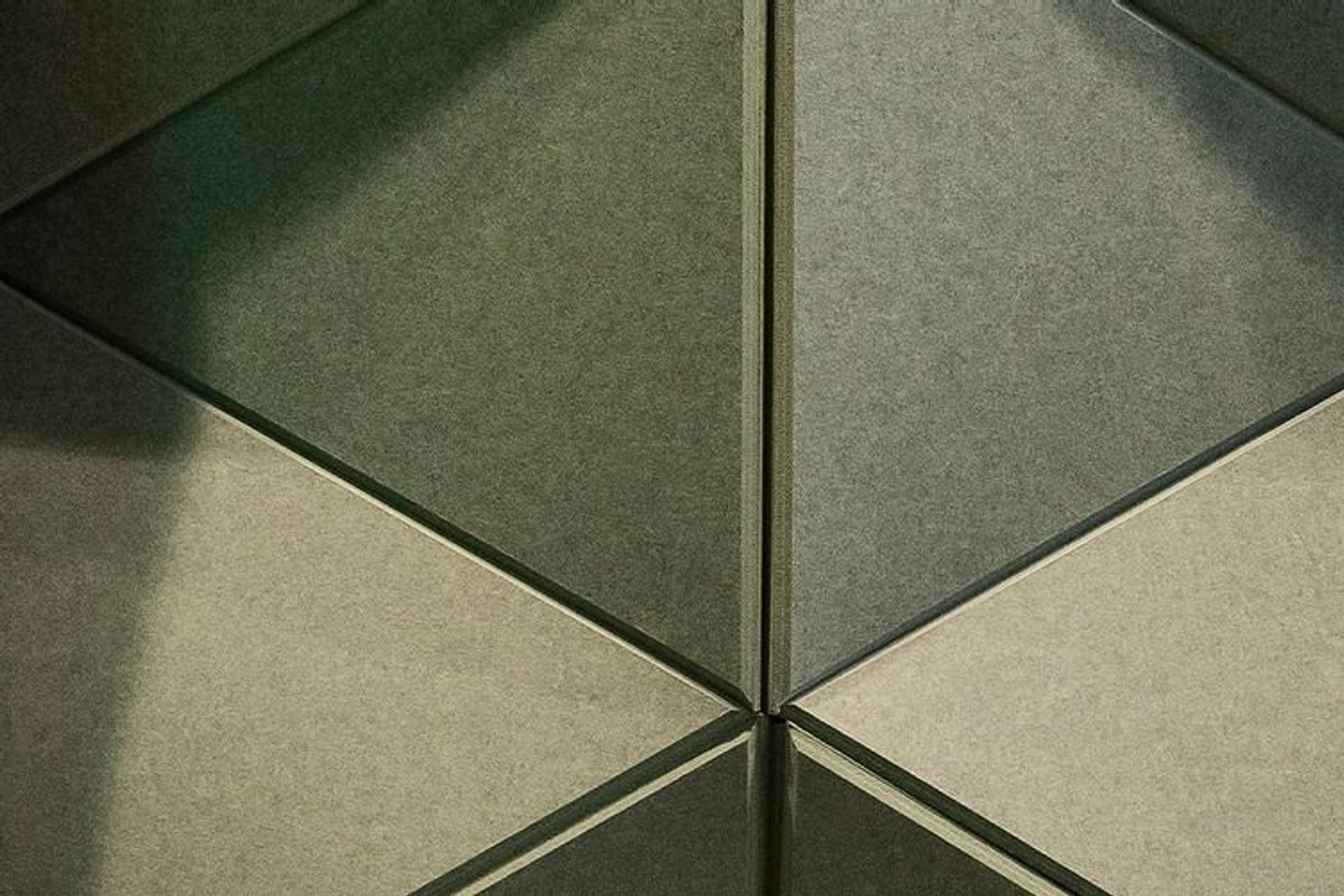 Mediaworks: Beats Sculpture Wall Spotlight