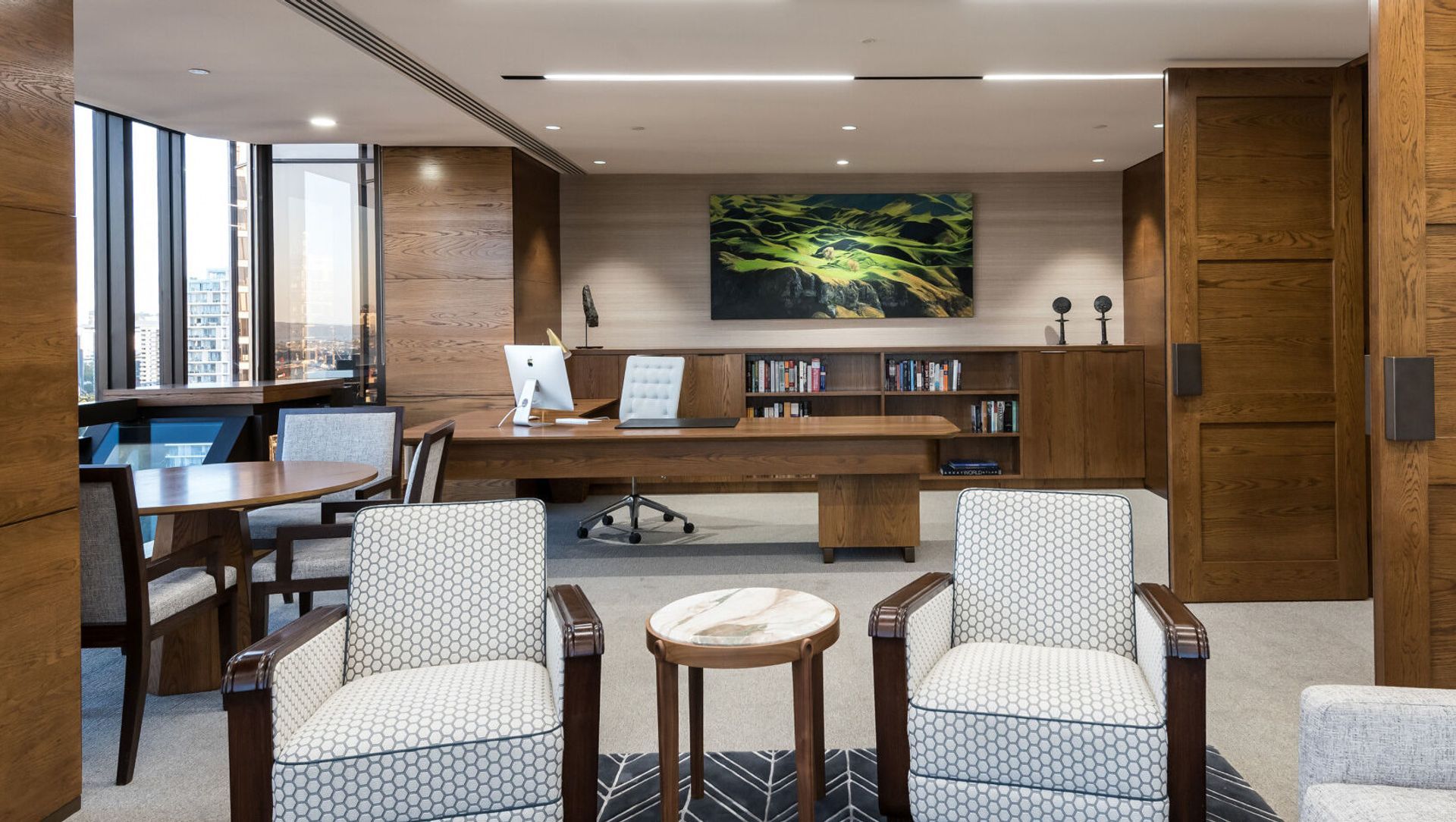 Robt. Jones Holdings banner