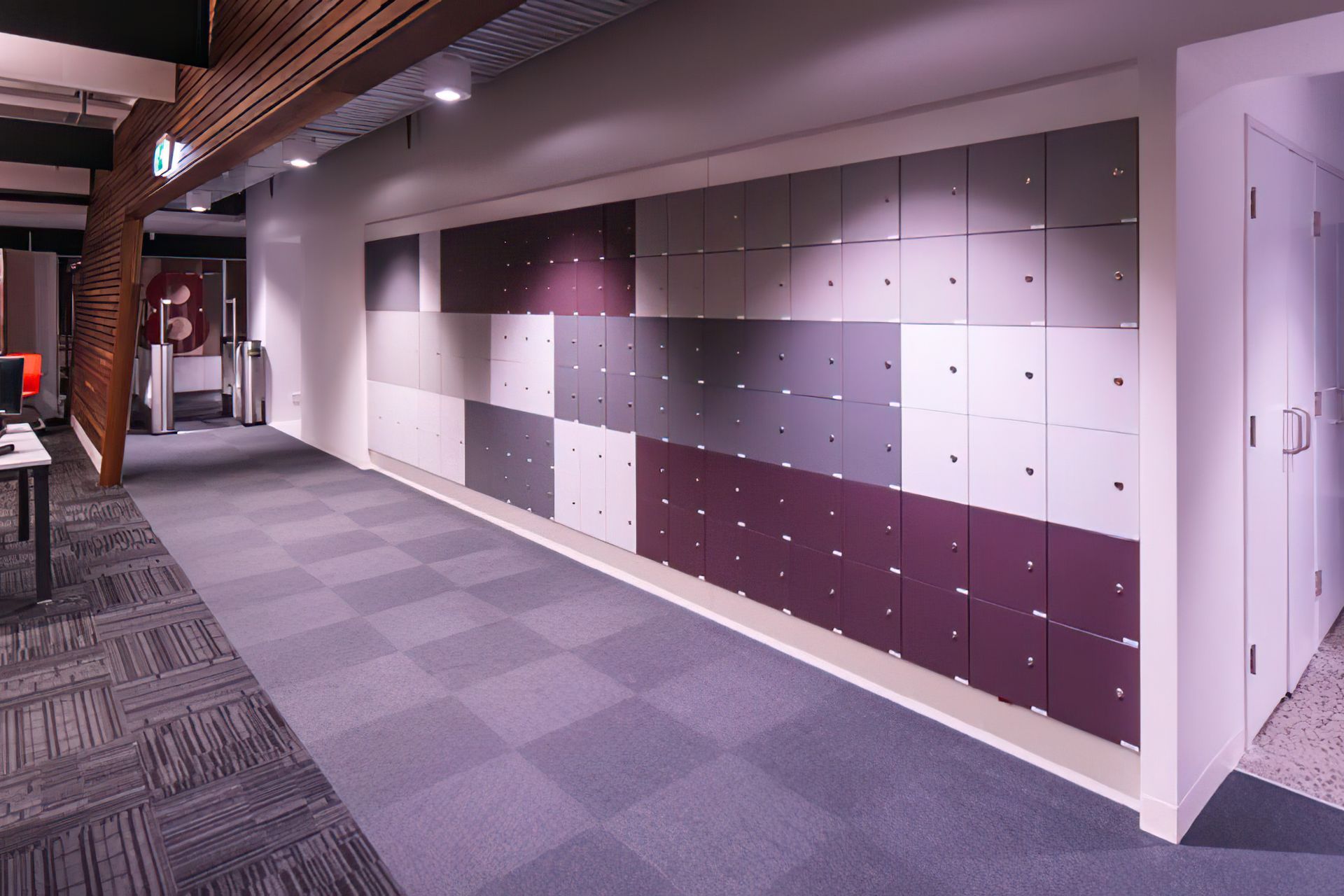 buildmevodafone-lockers-gigapixel-standard-scale-481x.jpg