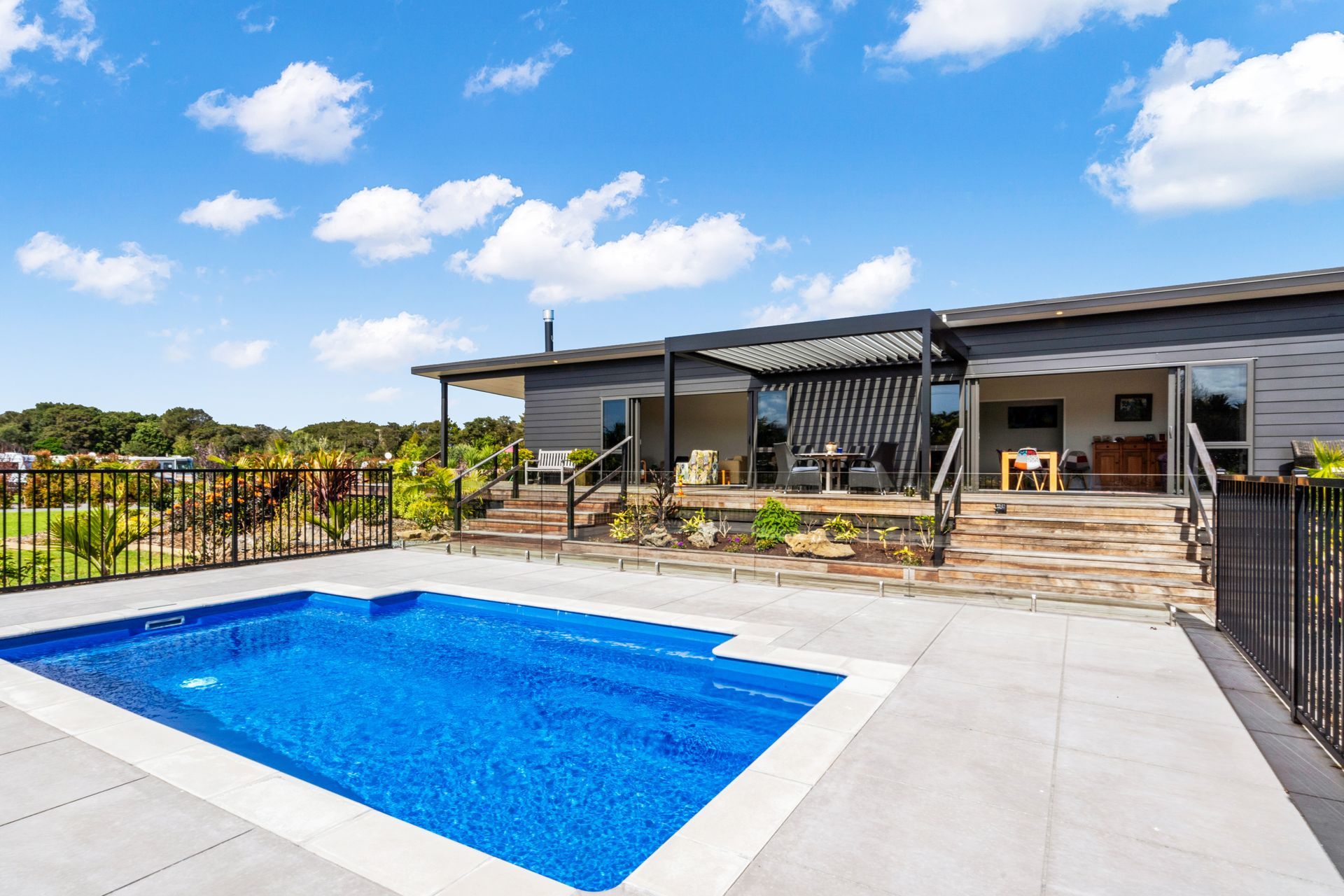 Rainbow Falls Residence