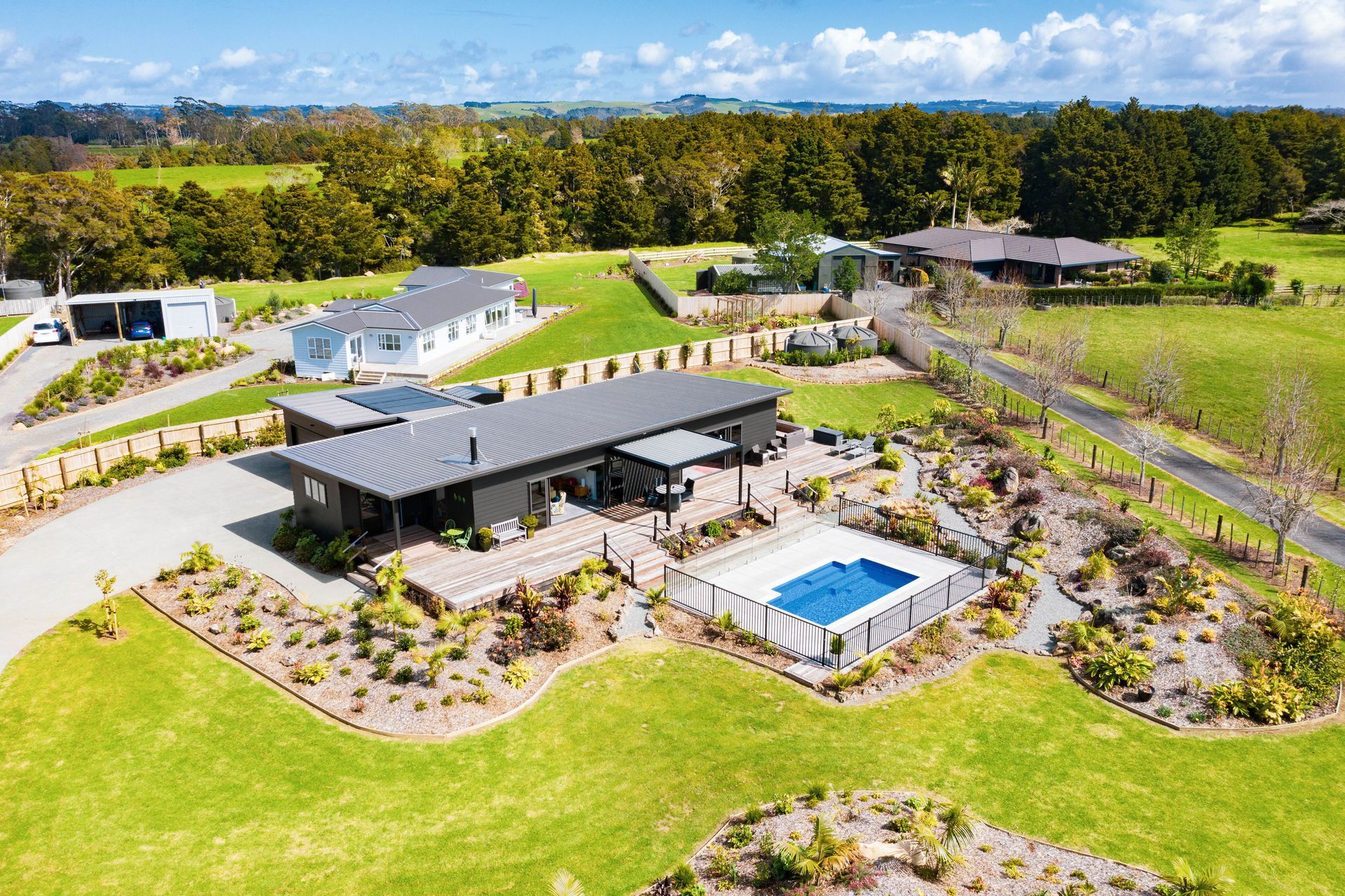 Rainbow Falls Residence