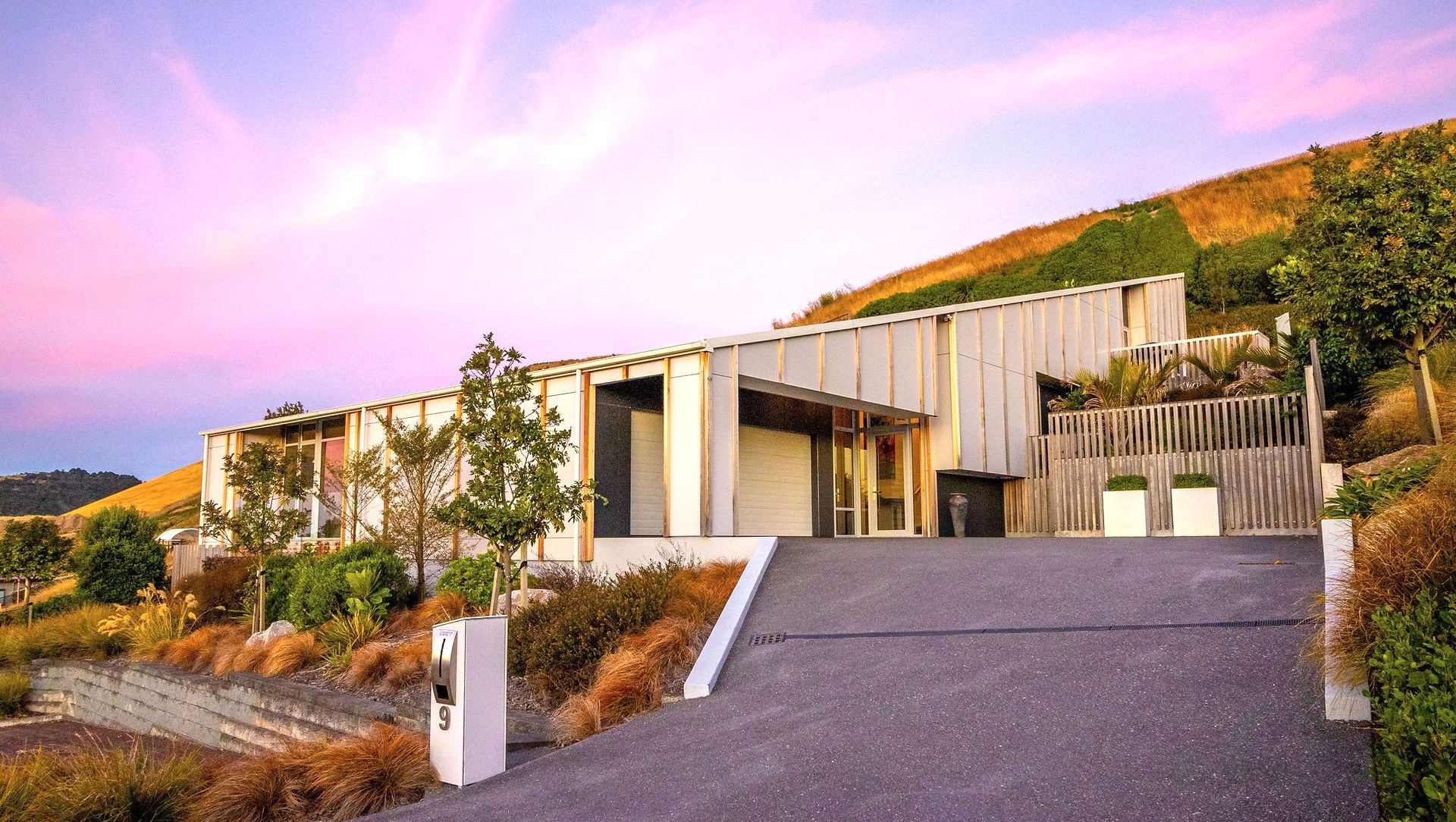 Lighthouse View New Build banner