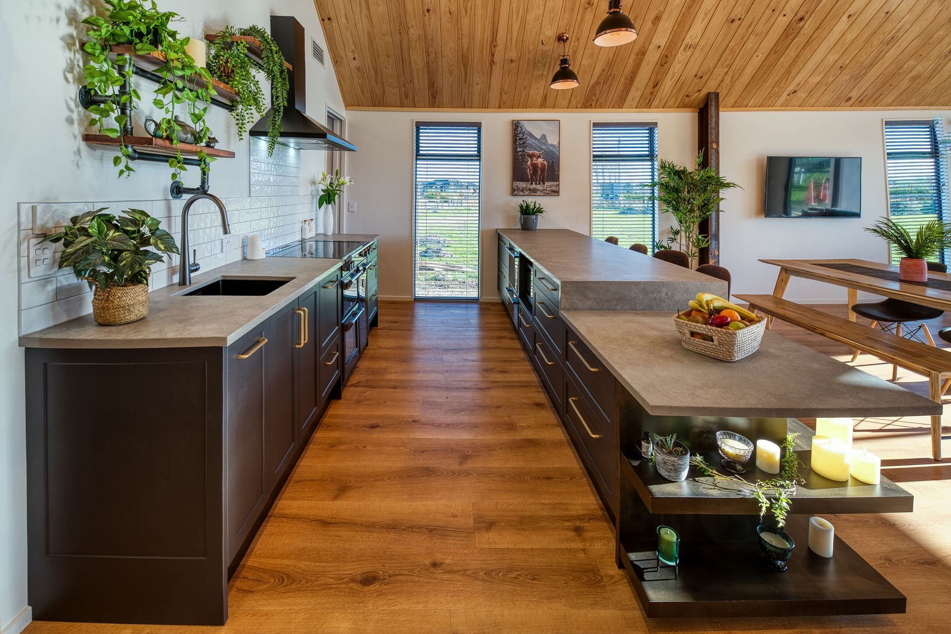 Pavilion Home, Cedar Cladding