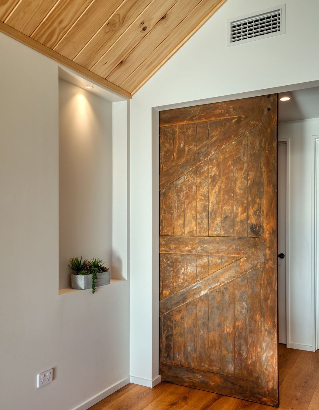 Pavilion Home, Cedar Cladding