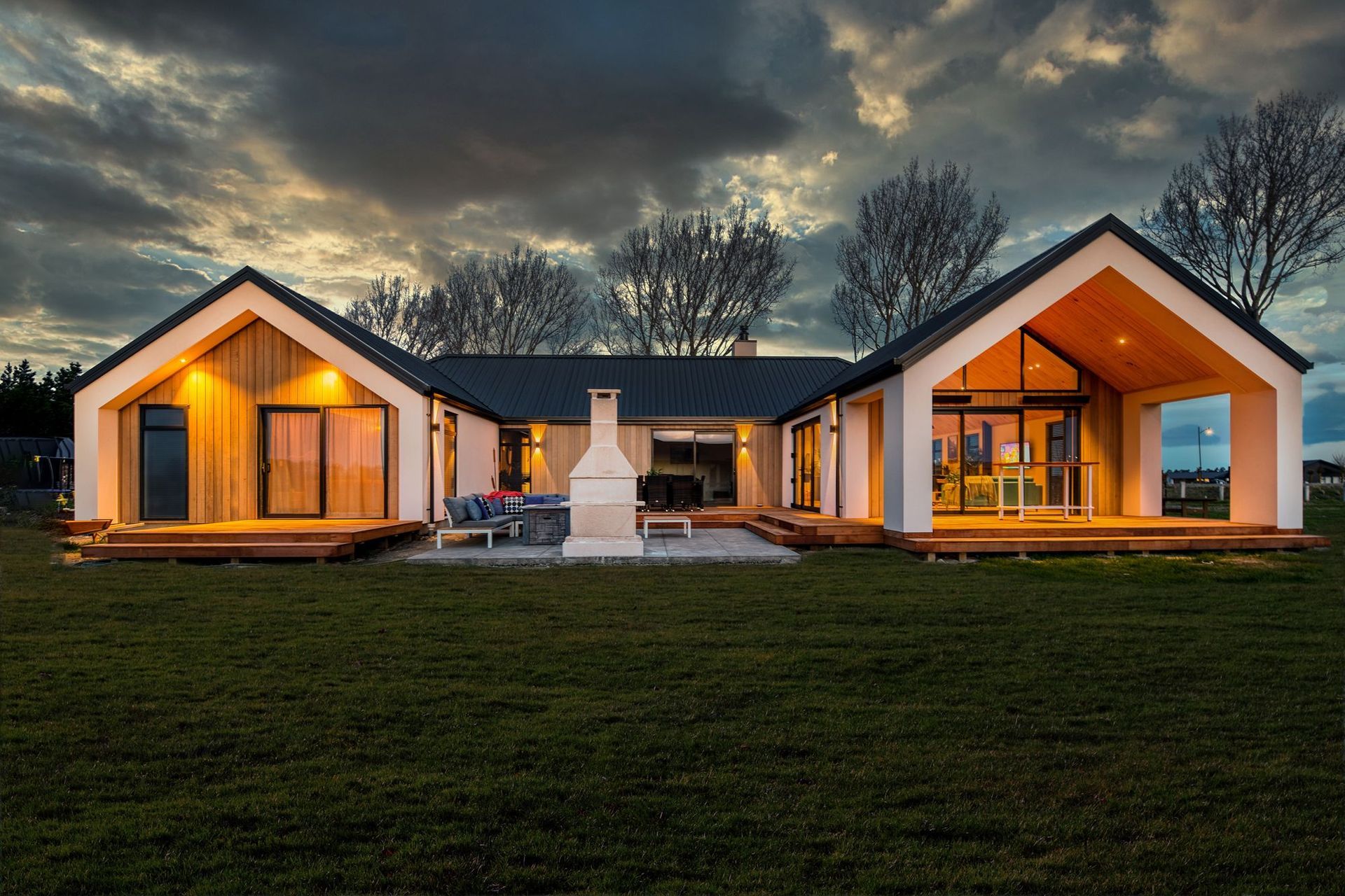 Pavilion Home, Cedar Cladding