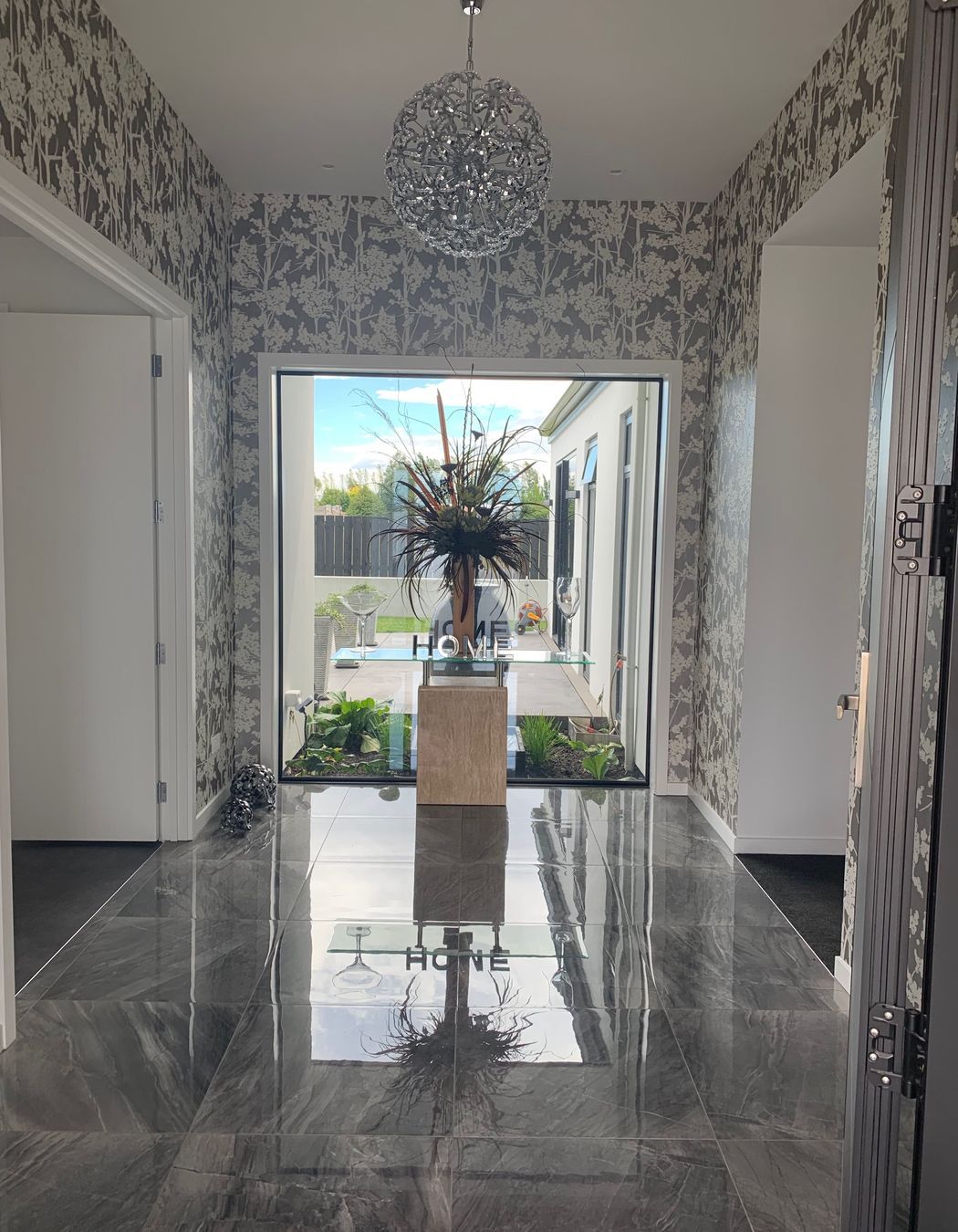 Vibrant &amp; Modern