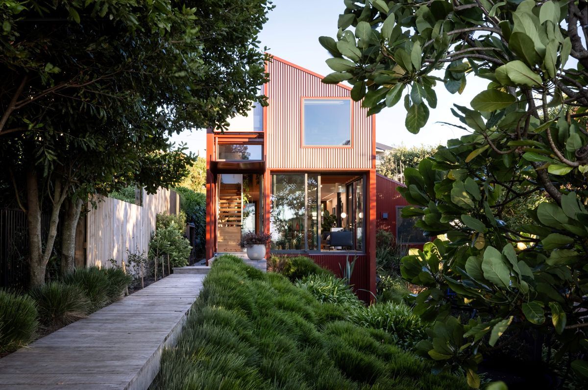 The Modern Red Shed - Otumoetai House
