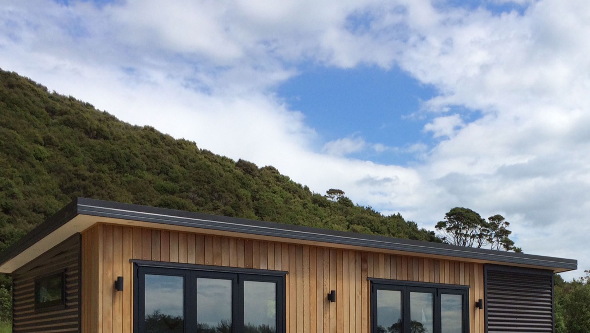 Kawhia’s Most Enviable Transportable Home banner